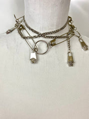 Safety pins chain belt
