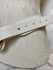 Elastic white belt