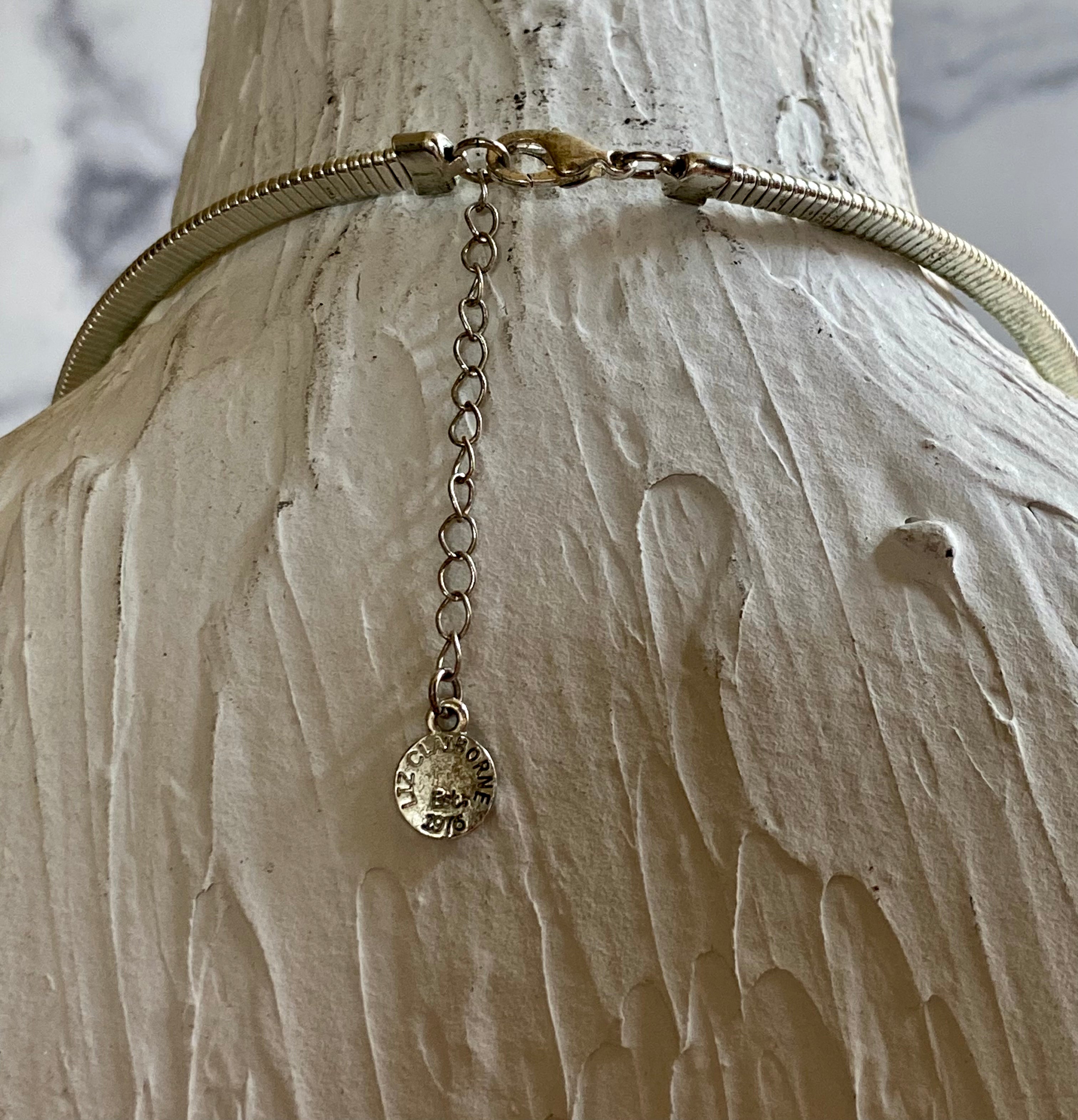 Black butterfly choker