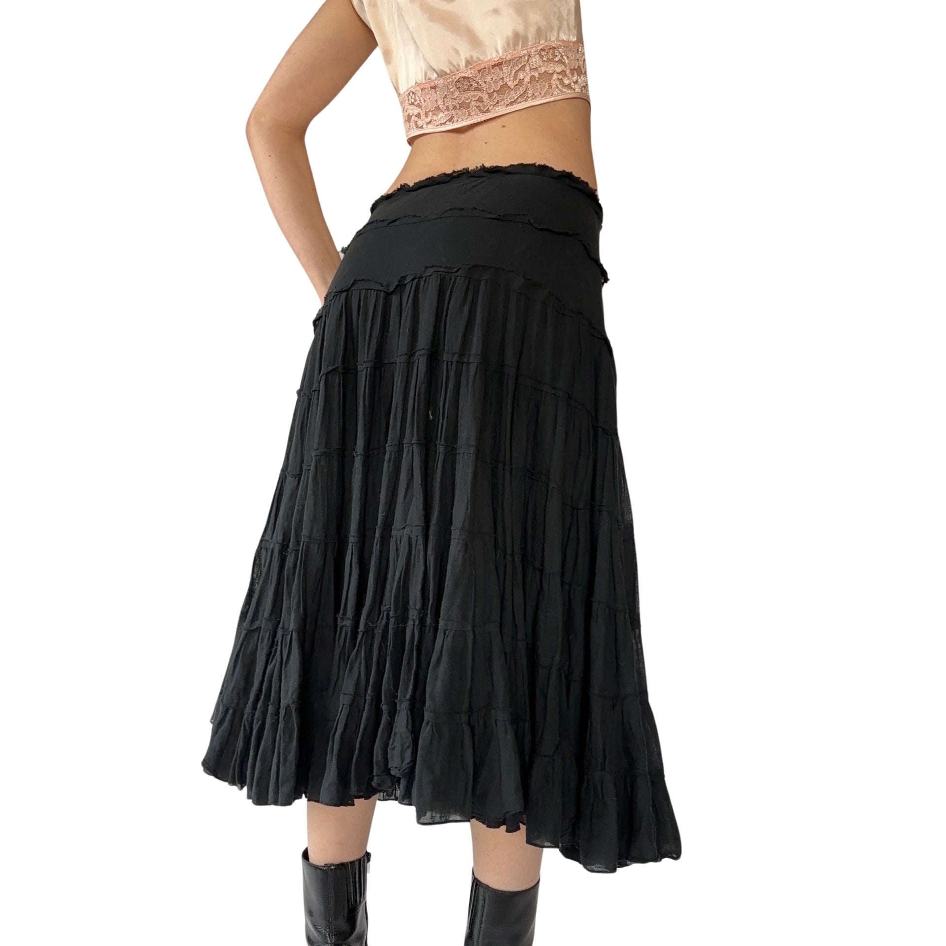 90s Noir Tiered Skirt (M)