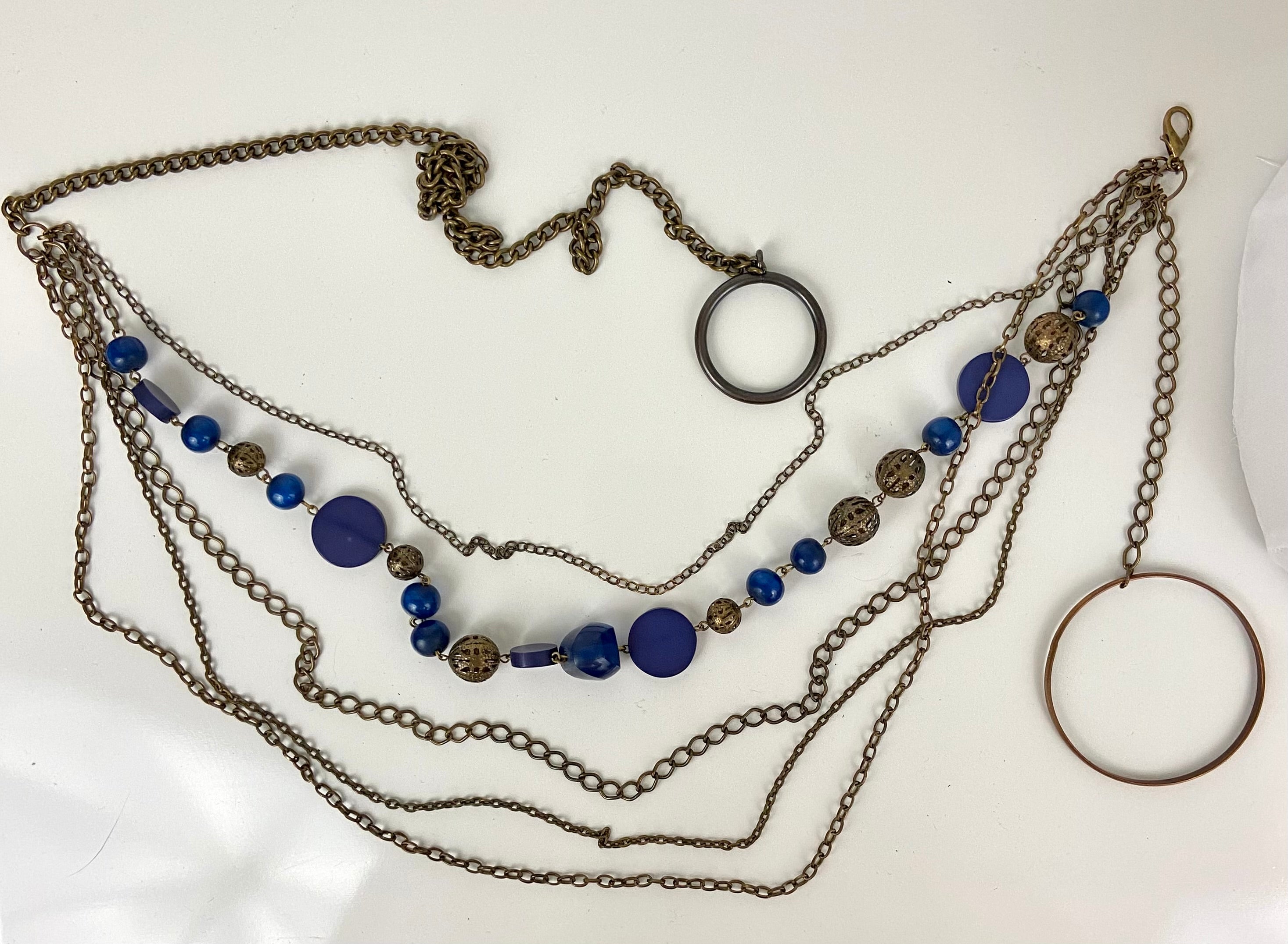 Layers and beads belt