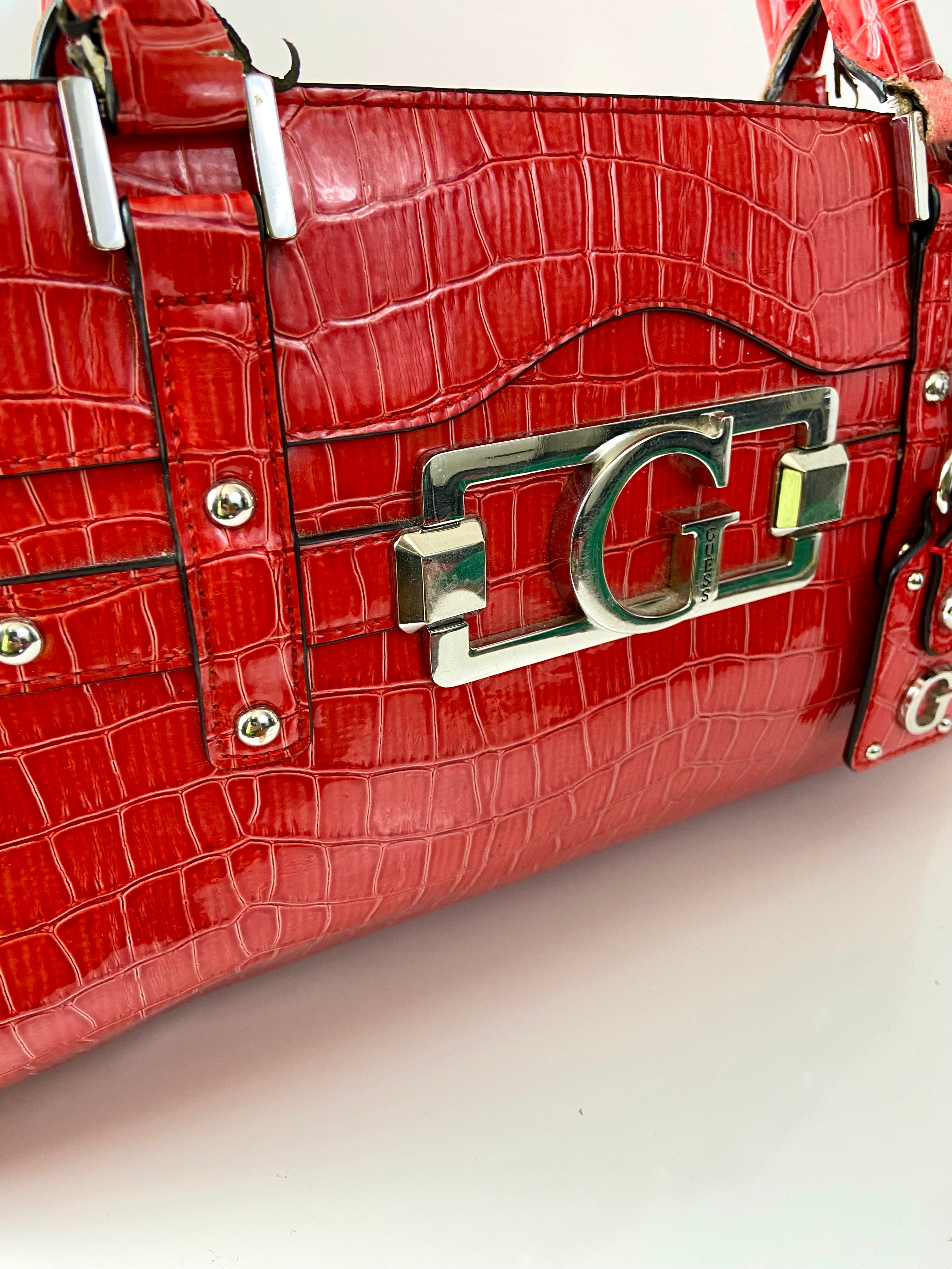 2000s Red Guess Shoulder Bag