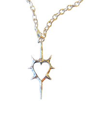 Spiky heart chain