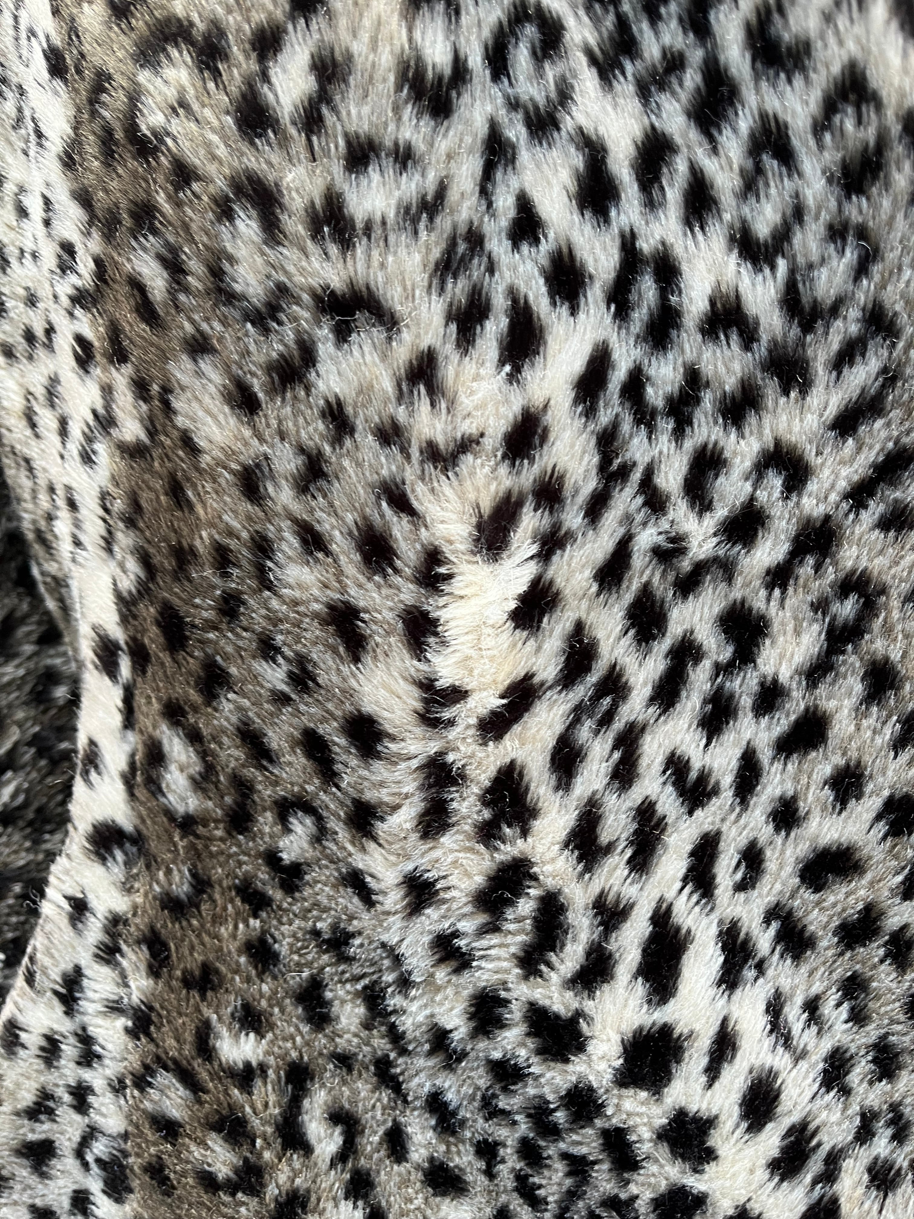 Siberia Fran Fine Clasp Jacket (M/L)