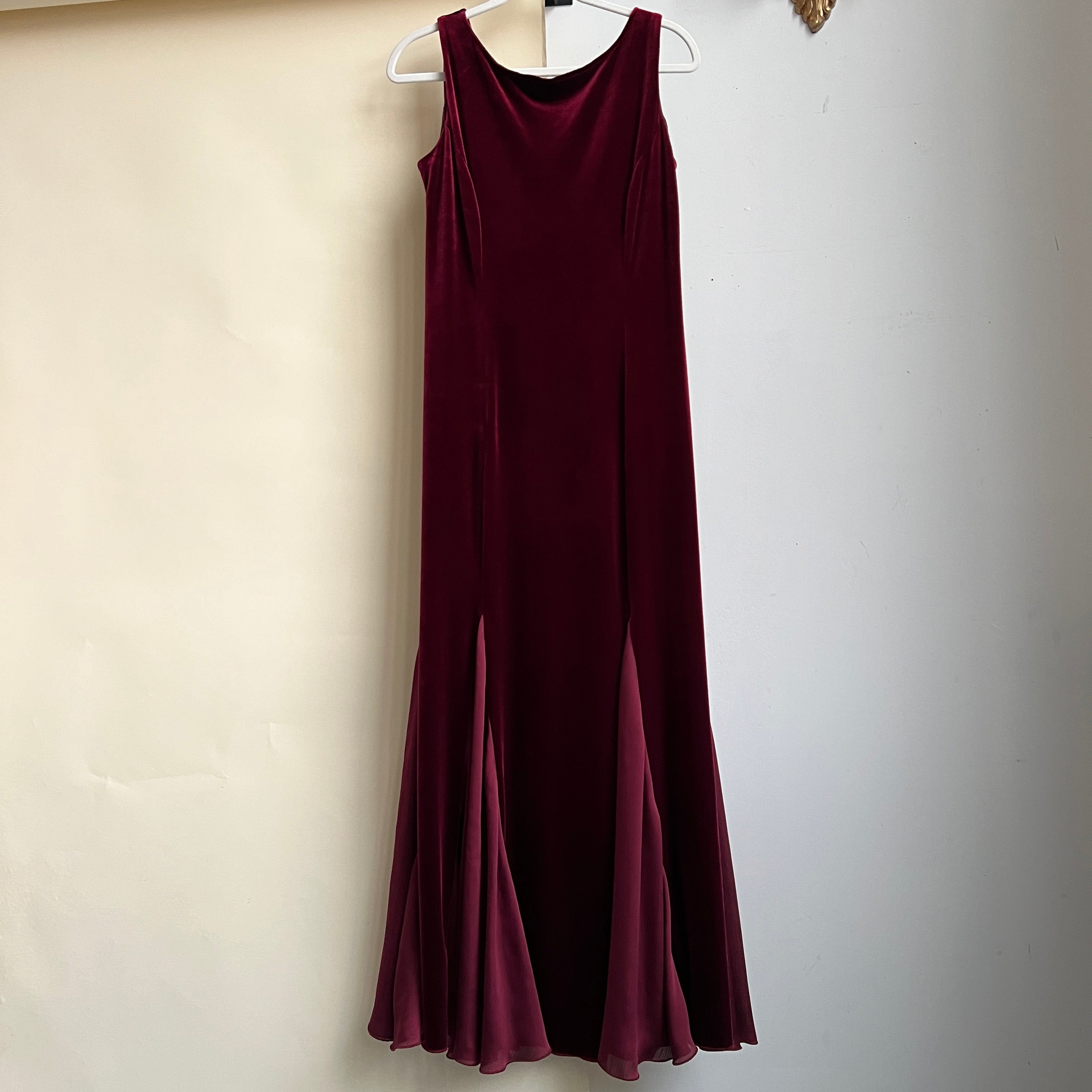 Vintage 90s Burgundy velvet maxi dress with mermaid ruffle trim (L/XL) Holy Thrift Vintage 90s Burgundy velvet maxi dress with mermaid ruffle trim (L/XL) Holy Thrift