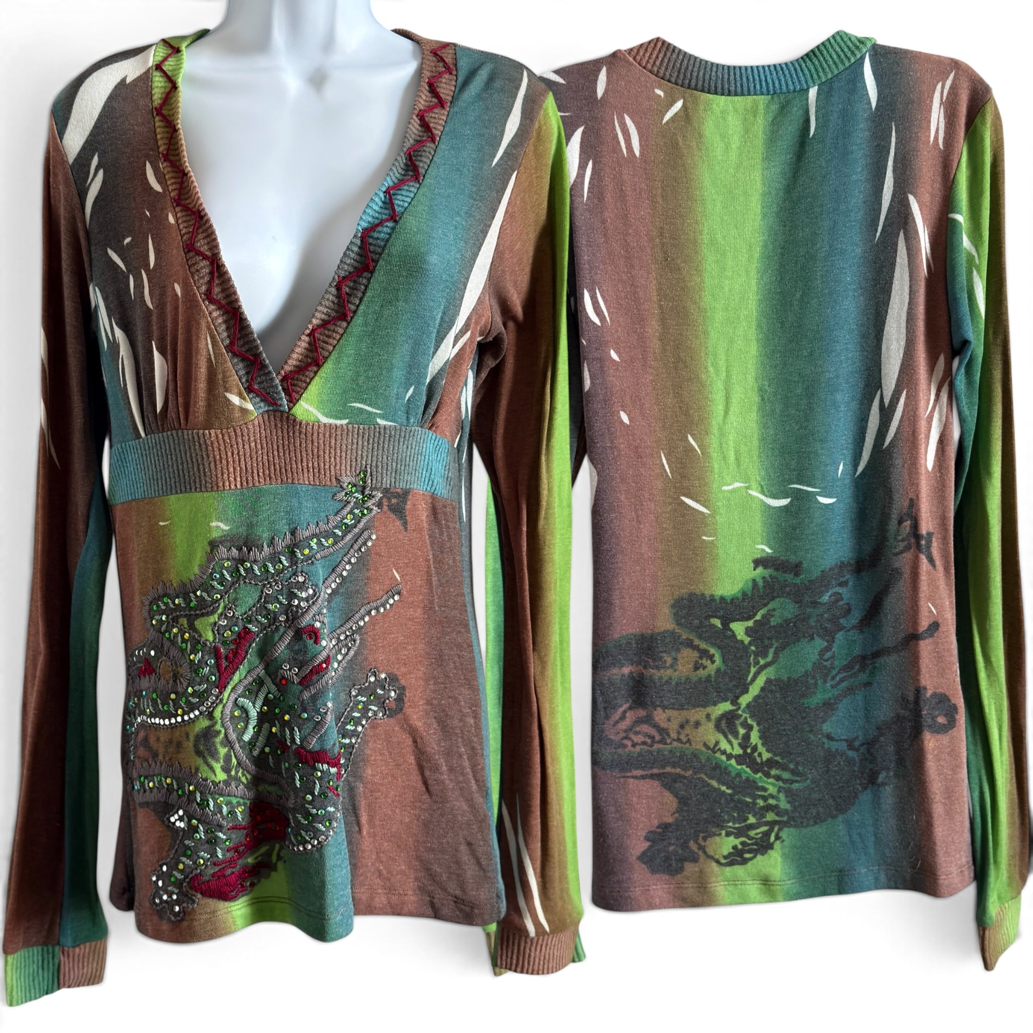 Y2K dragon longsleeve graphic (M/L)
