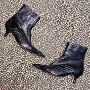 Y2K Stitched Black Leather Pointed Toe Kitten Heel Ankle Boots (7)