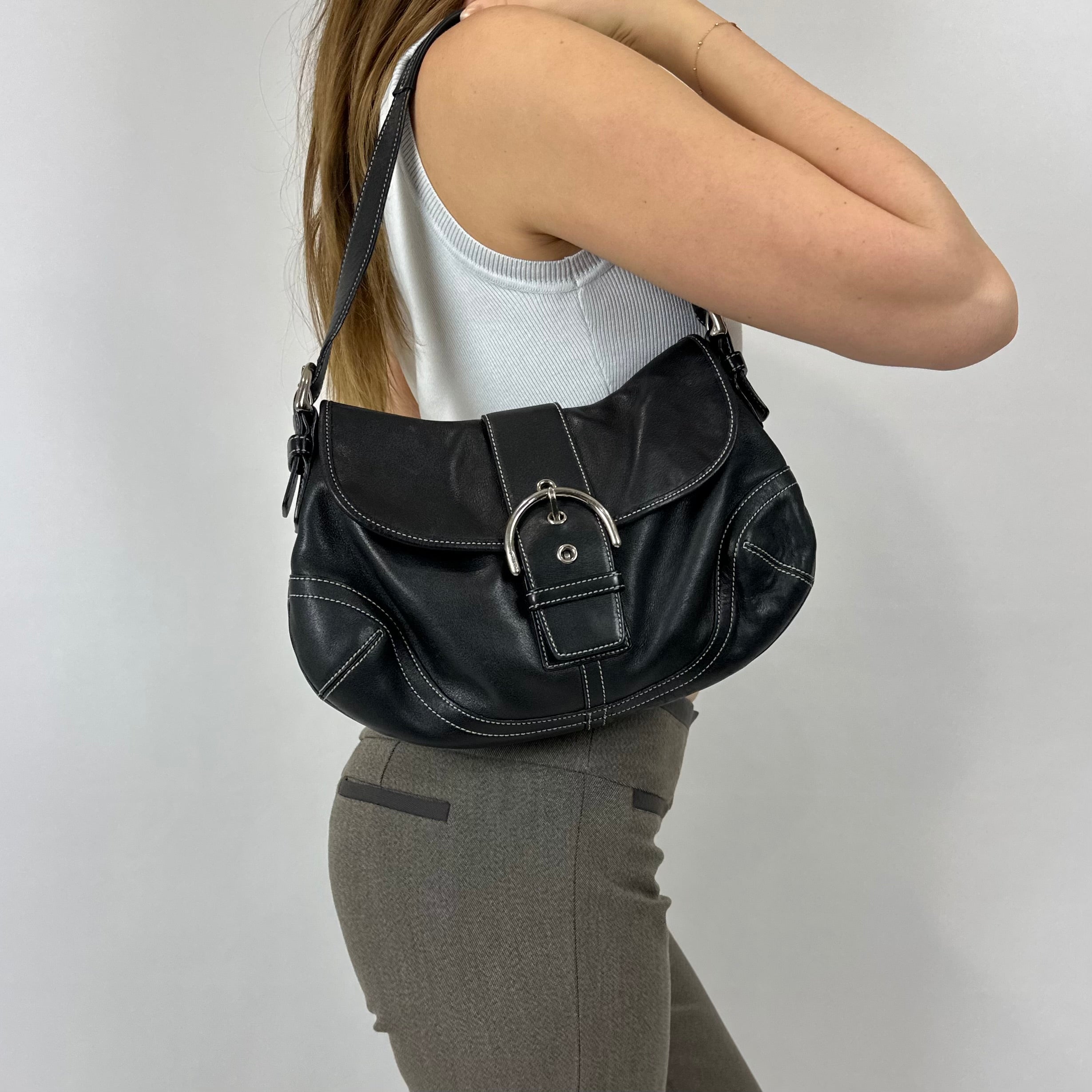 Vintage Coach Black Leather Purse – Holy Thrift