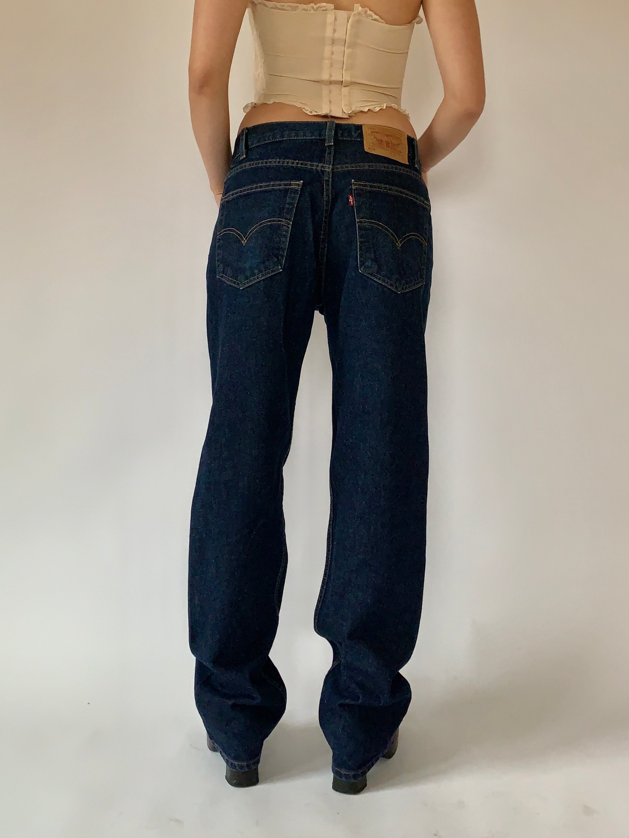 Vintage Levi’s 505 Jeans (M)