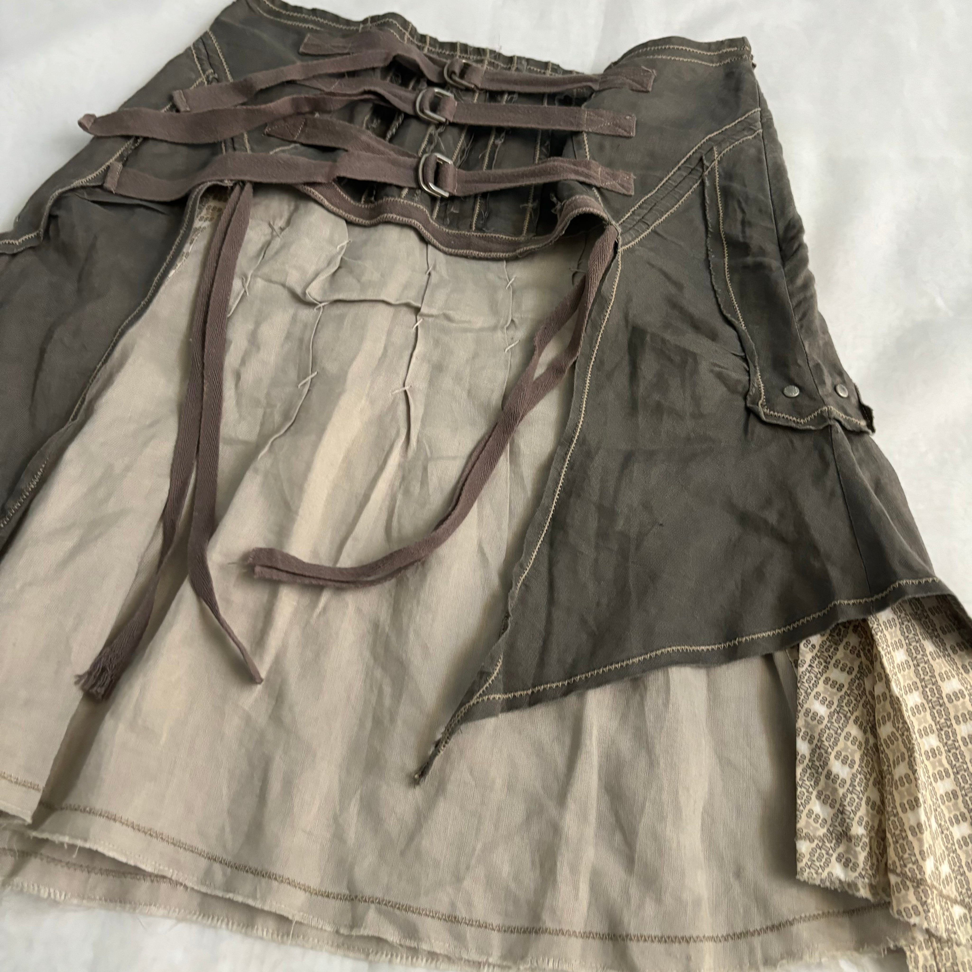 French Subversive Belted Skirt (S/M)