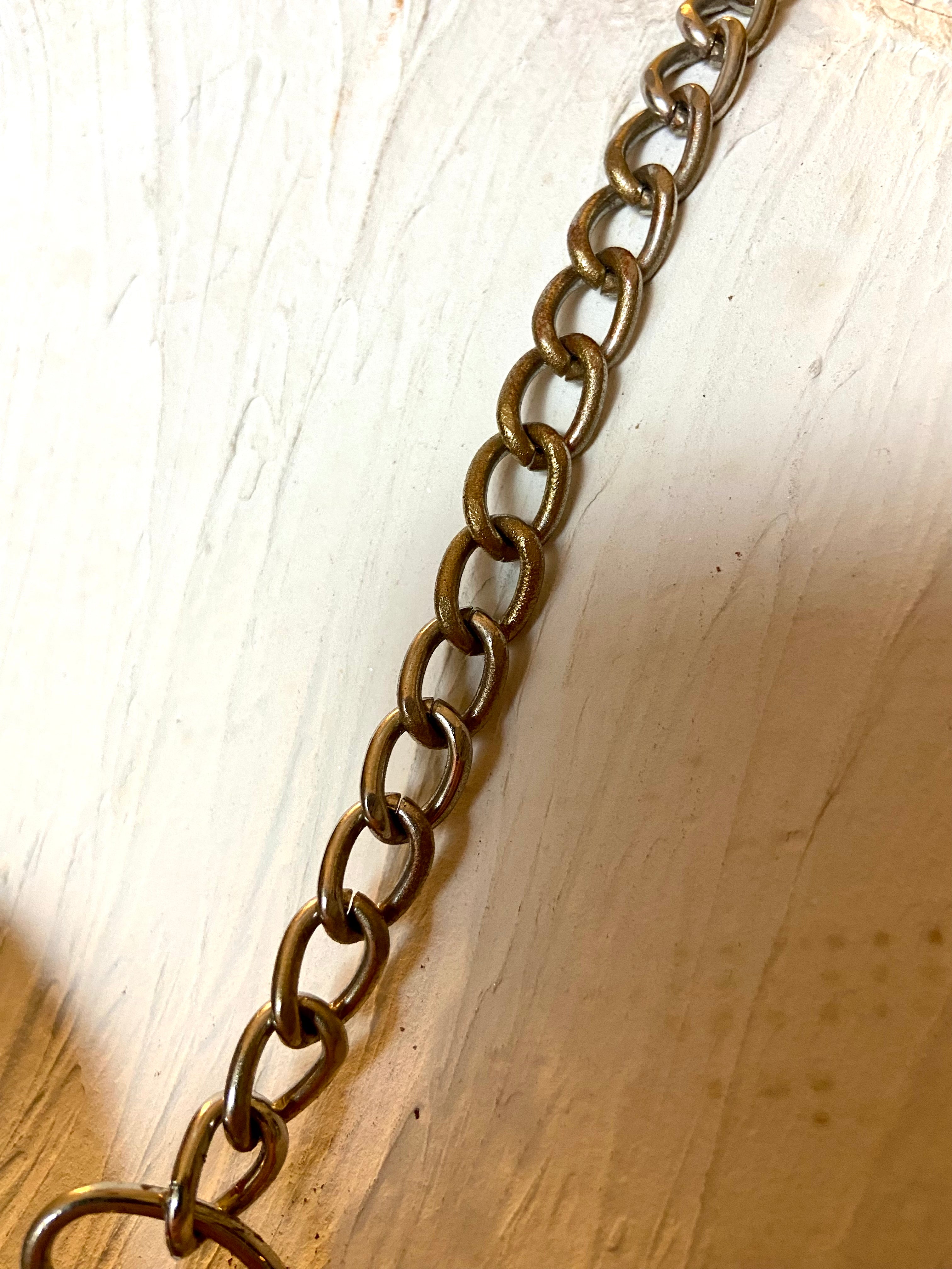 Watch out the snake choker