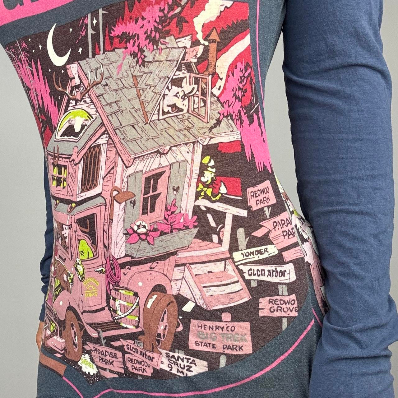 Custo Barcelona “Highway 9” Road Trip Graphic Turtleneck (L)