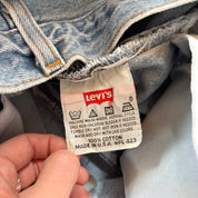 Levi’s 90s 501 “For Women” Jeans (XS)