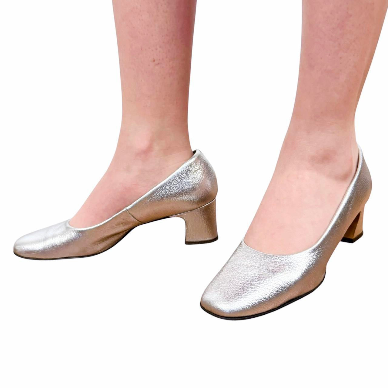 1960s Metallic Leather Kitten Heels (5.5)