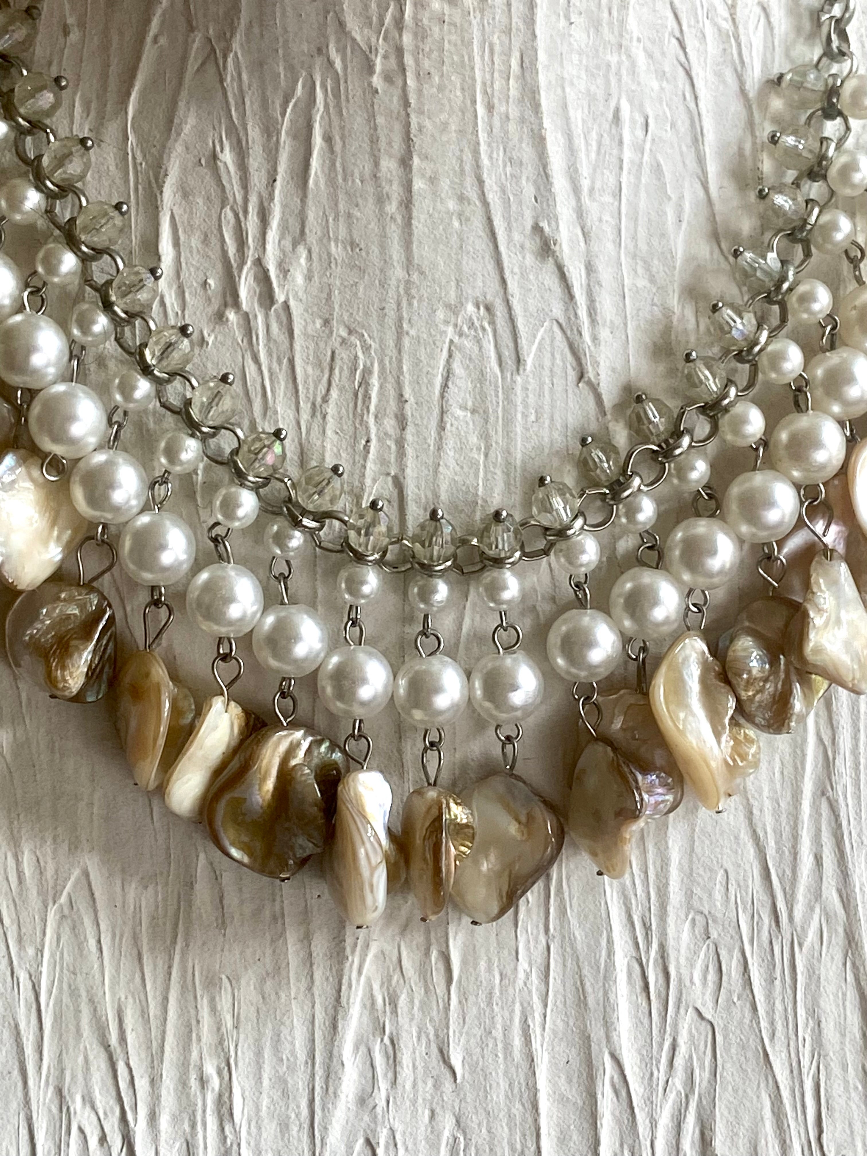 Beads choker