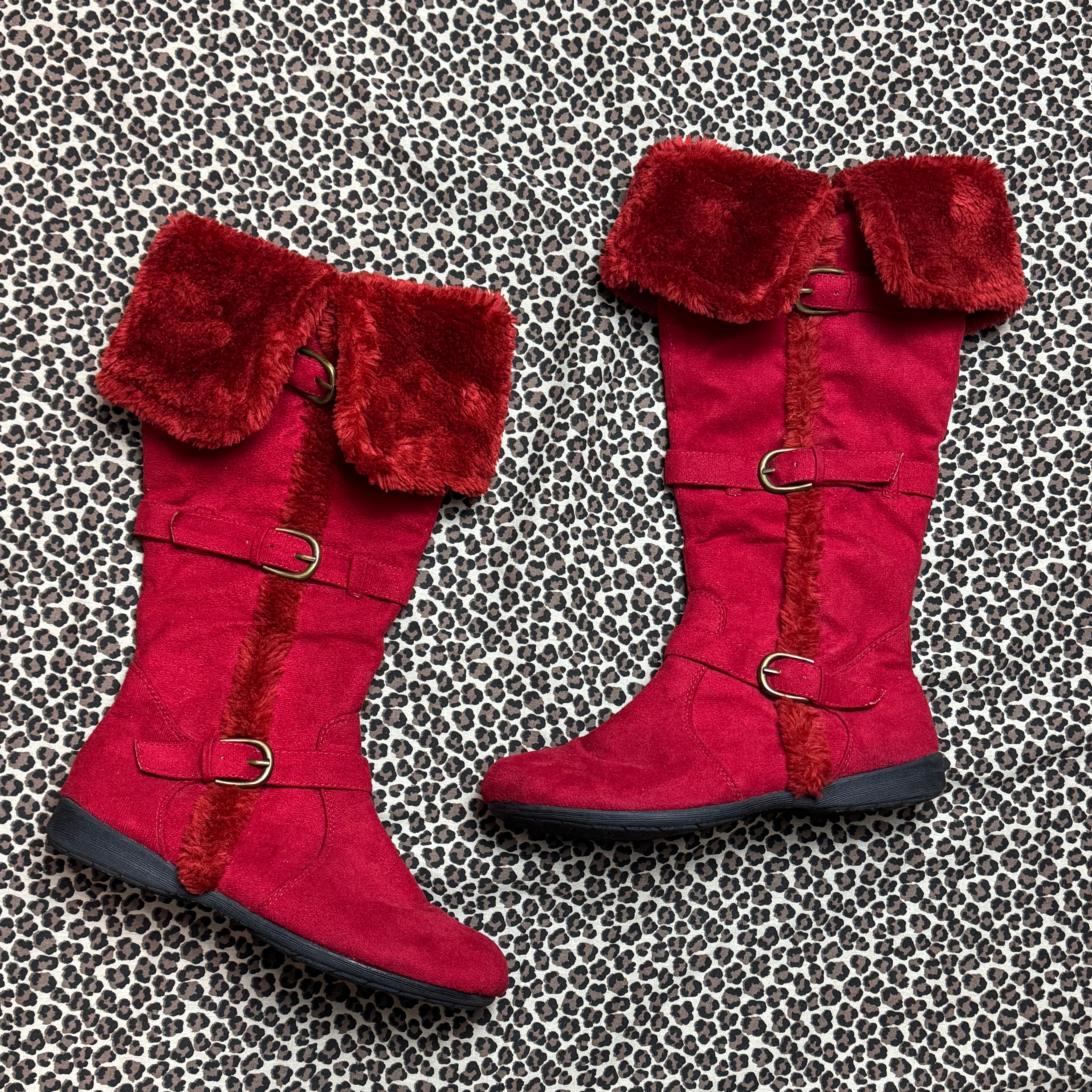 Y2K Red Faux Fur Trim Knee High Buckle Boots (9)