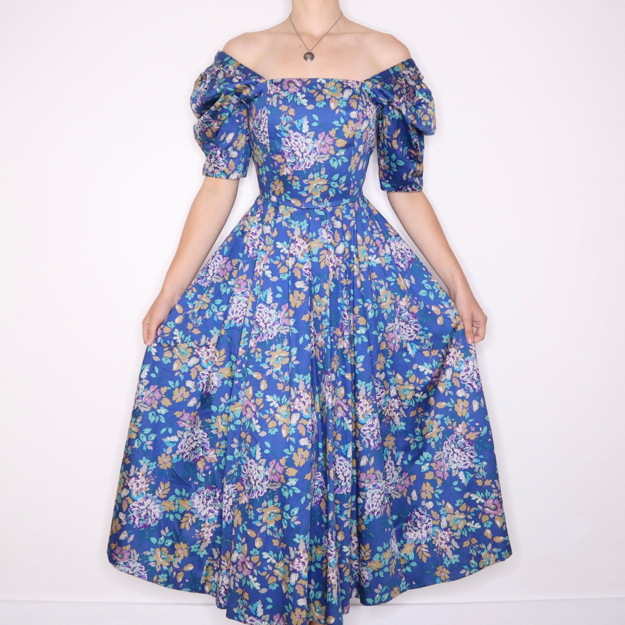 90s LAURA ASHLEY Blue Floral Maxi Dress (M)