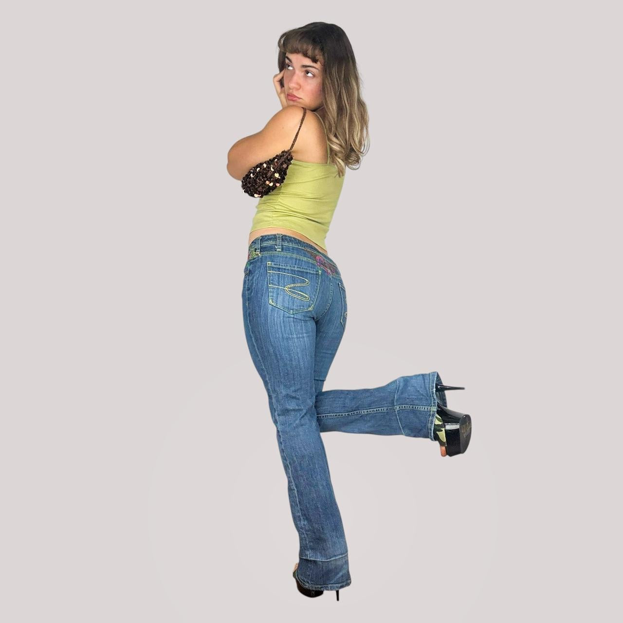 Y2K Embroidered Low Rise Jeans (M)