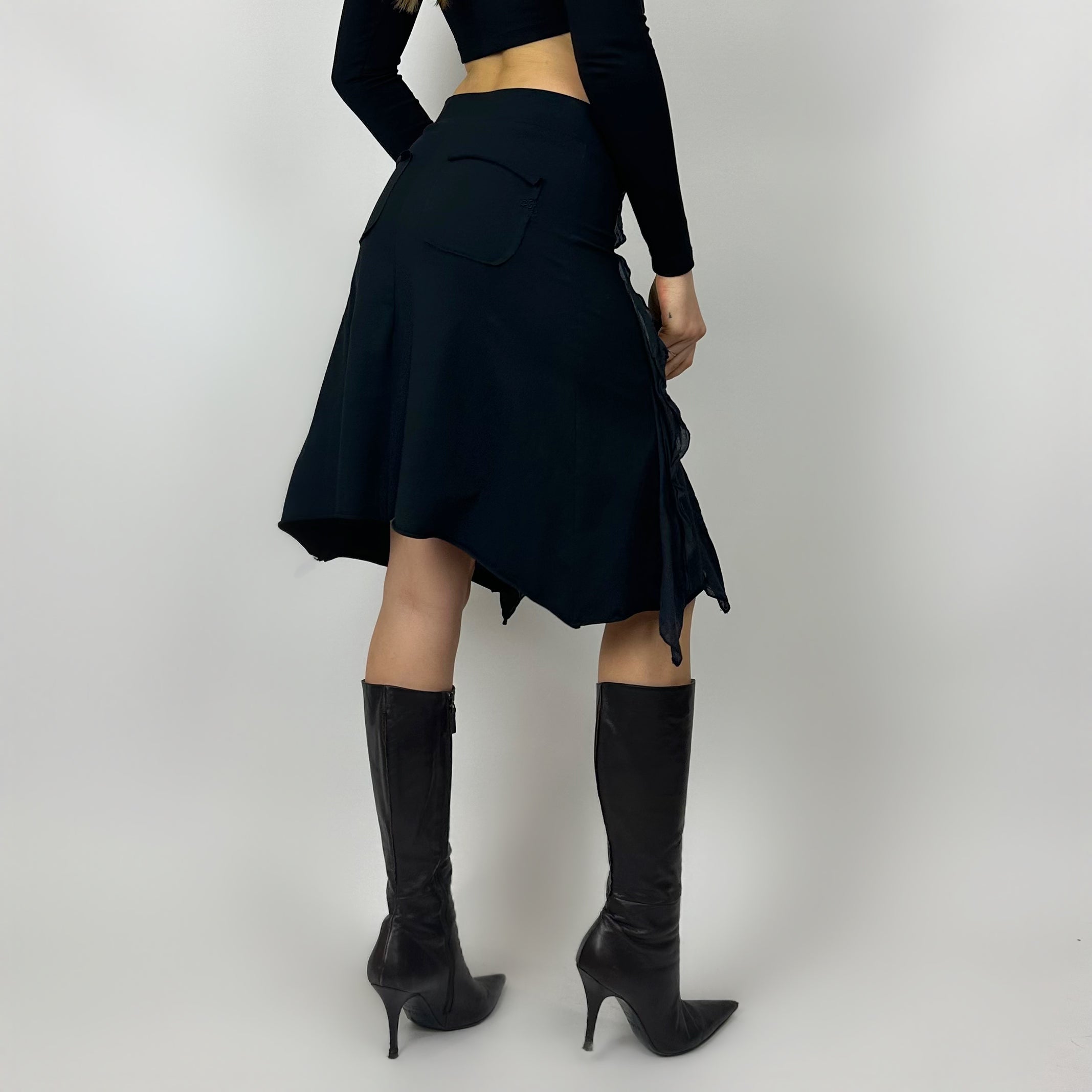 Vintage Cop Copine Black Midi Skirt (s/m)