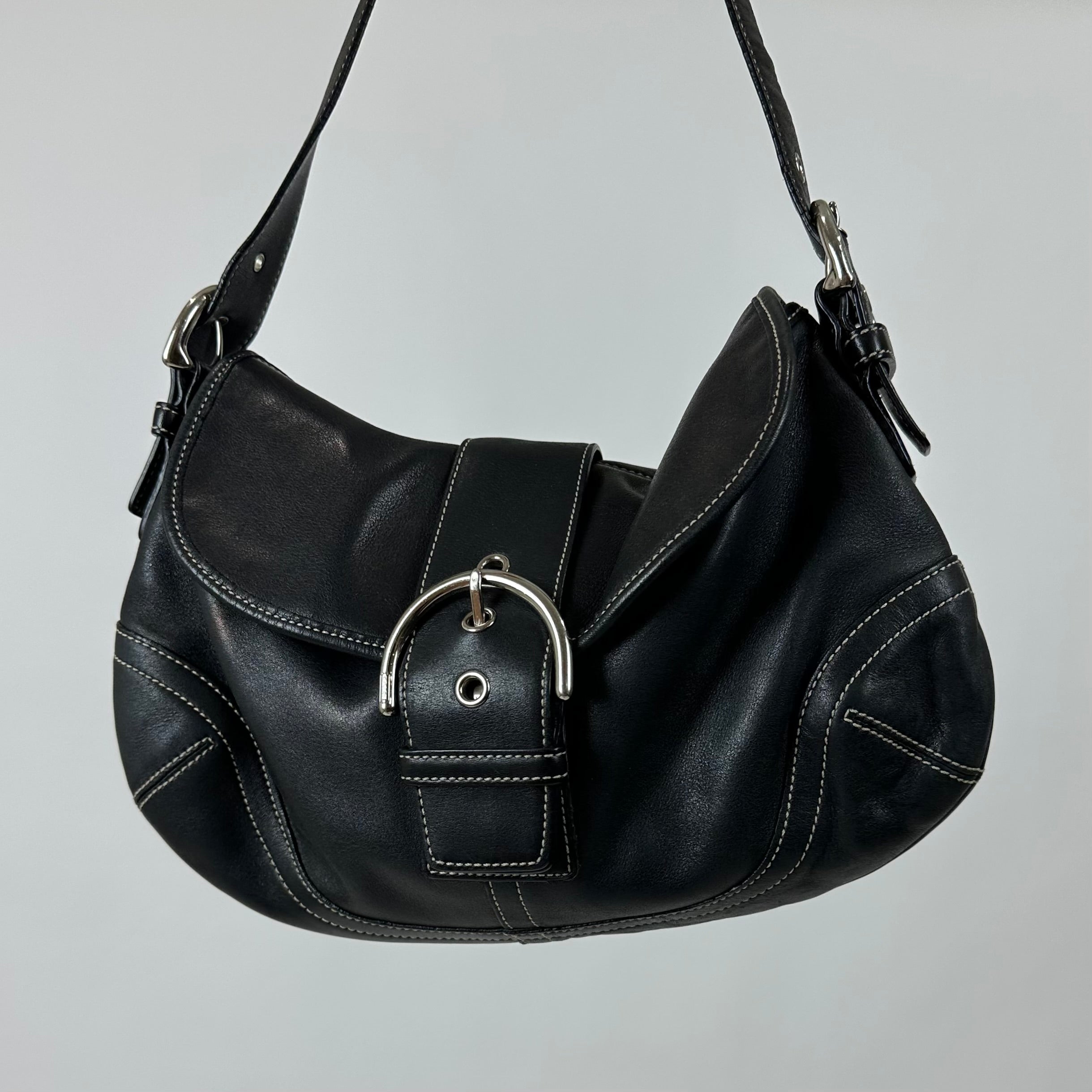 Vintage Coach Black Leather Purse – Holy Thrift