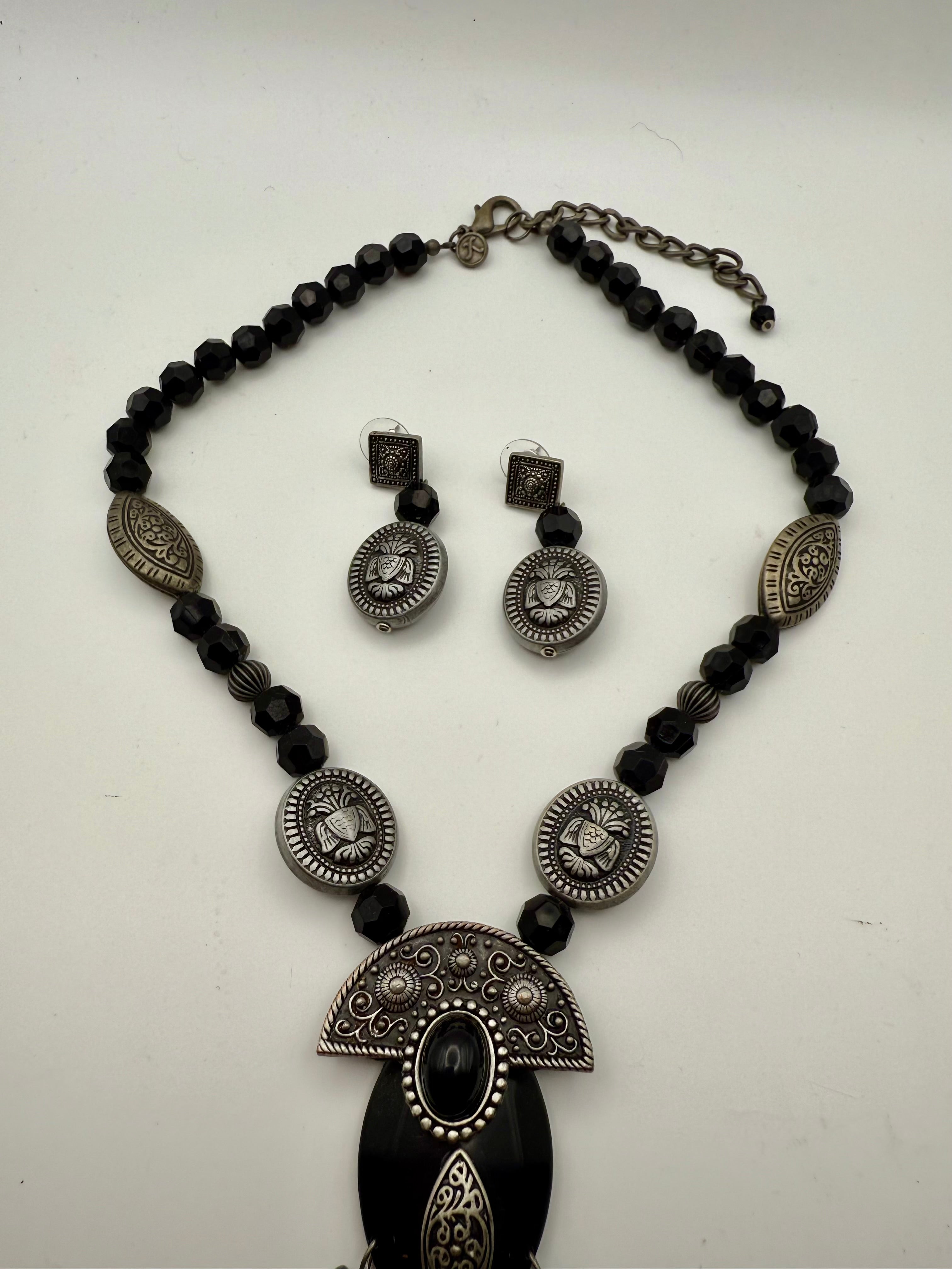 Antique Silver Black Beaded Necklace Set