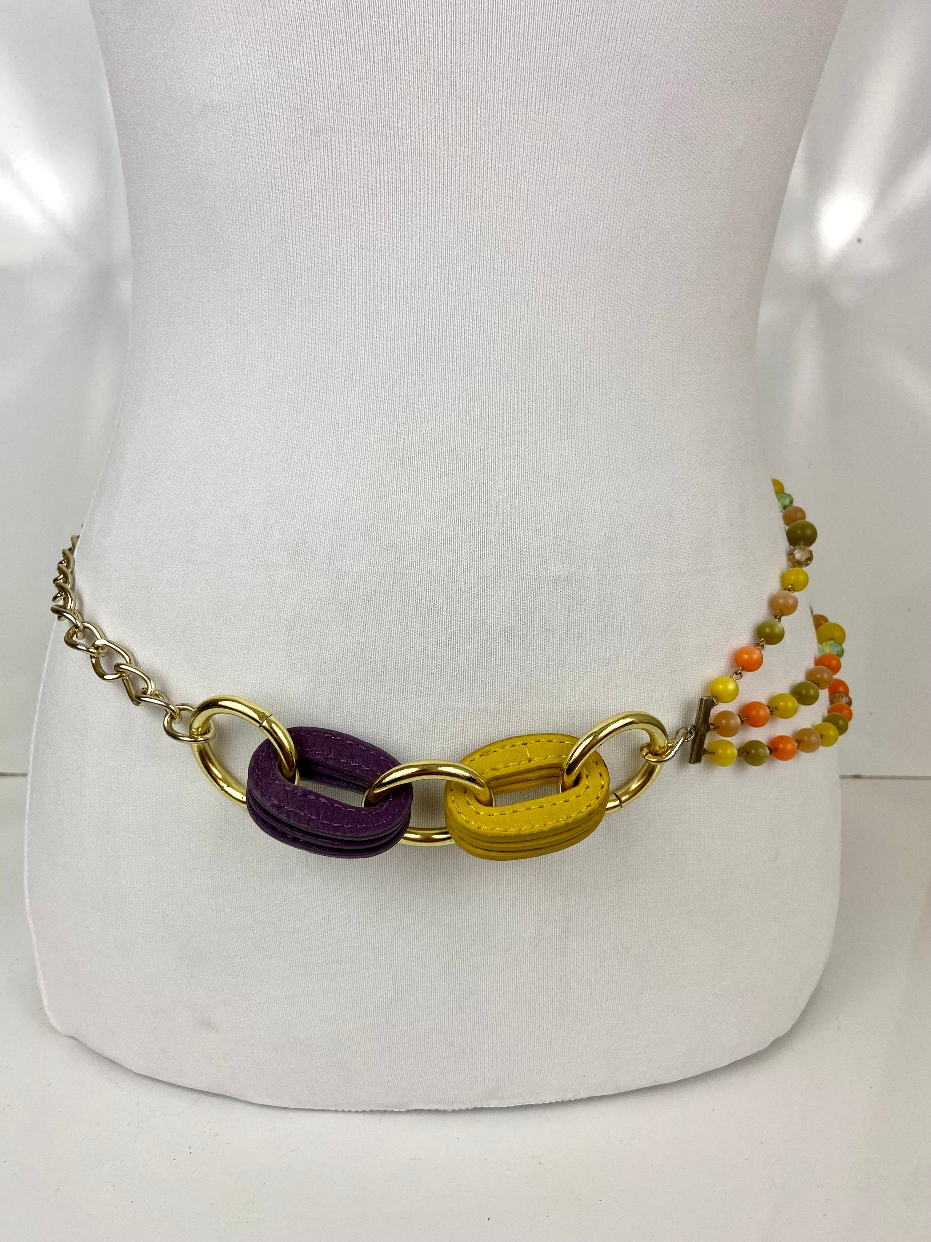 Multi colored layered belt