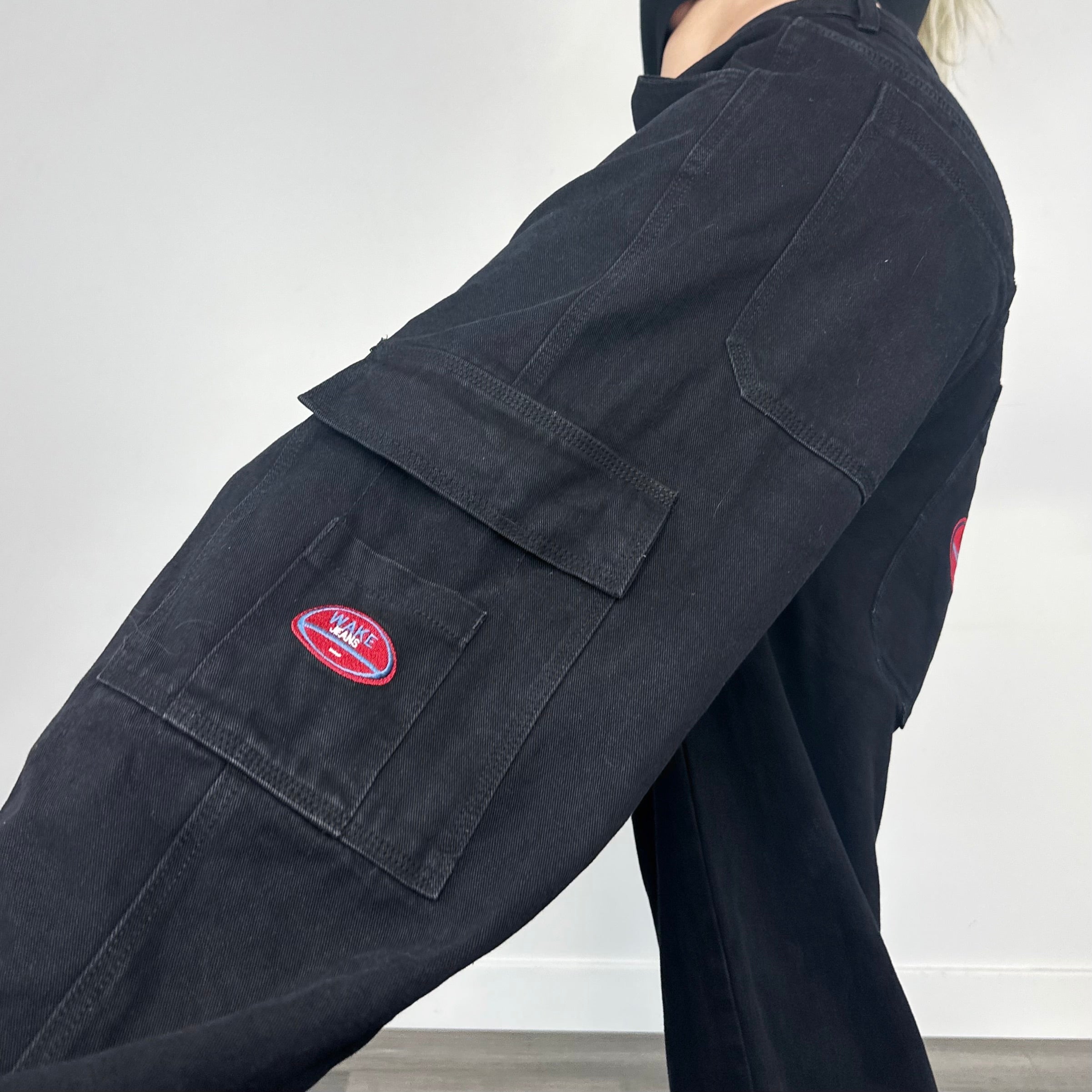 Black Baggy Skater Cargo Jeans (M/L)