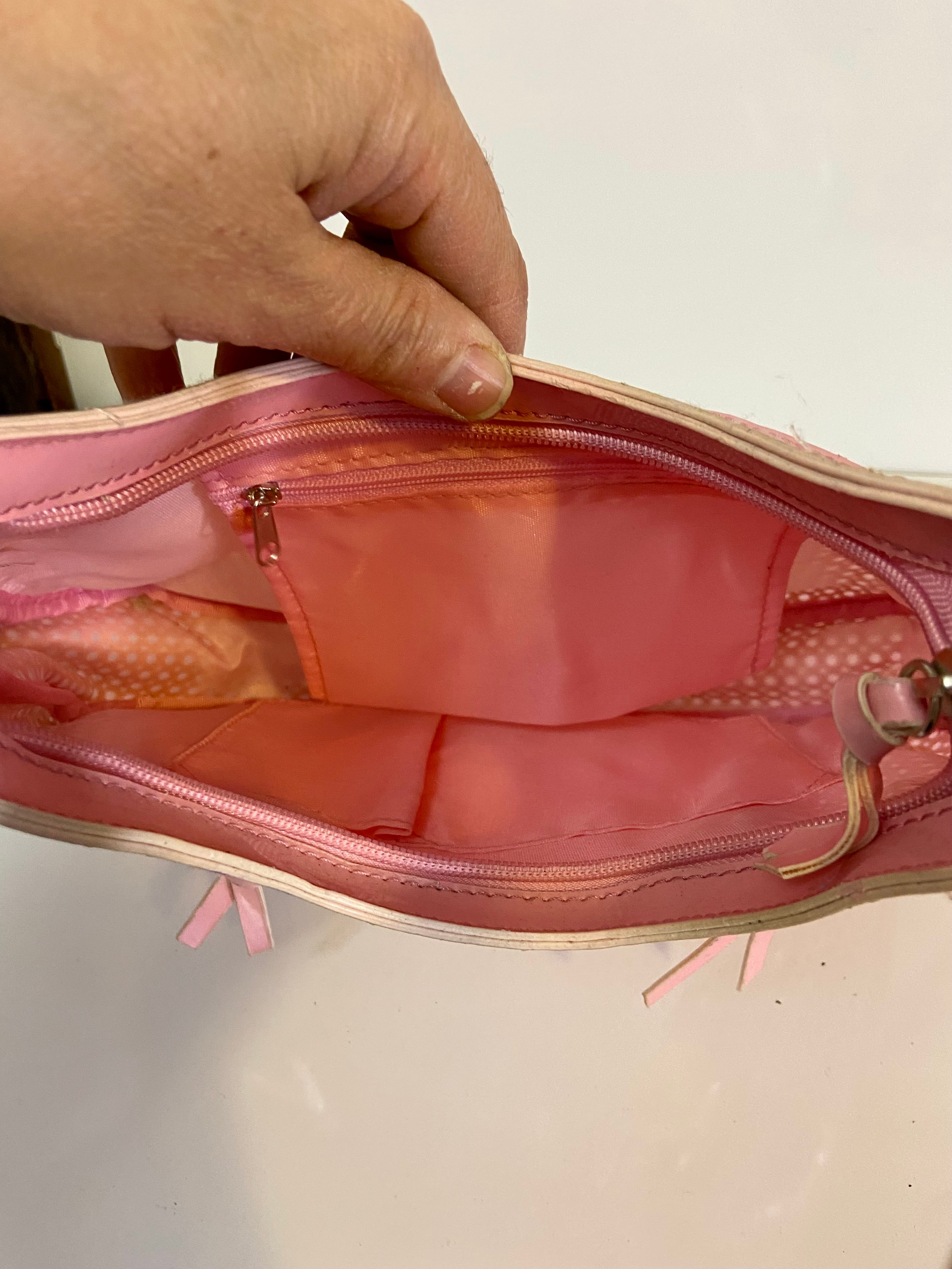 Little pinky purse