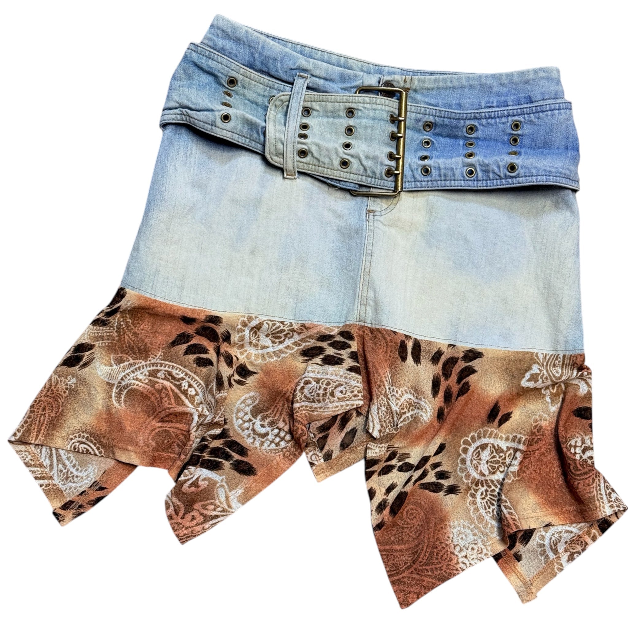 RARE Bebe belted Y2K skirt (S)
