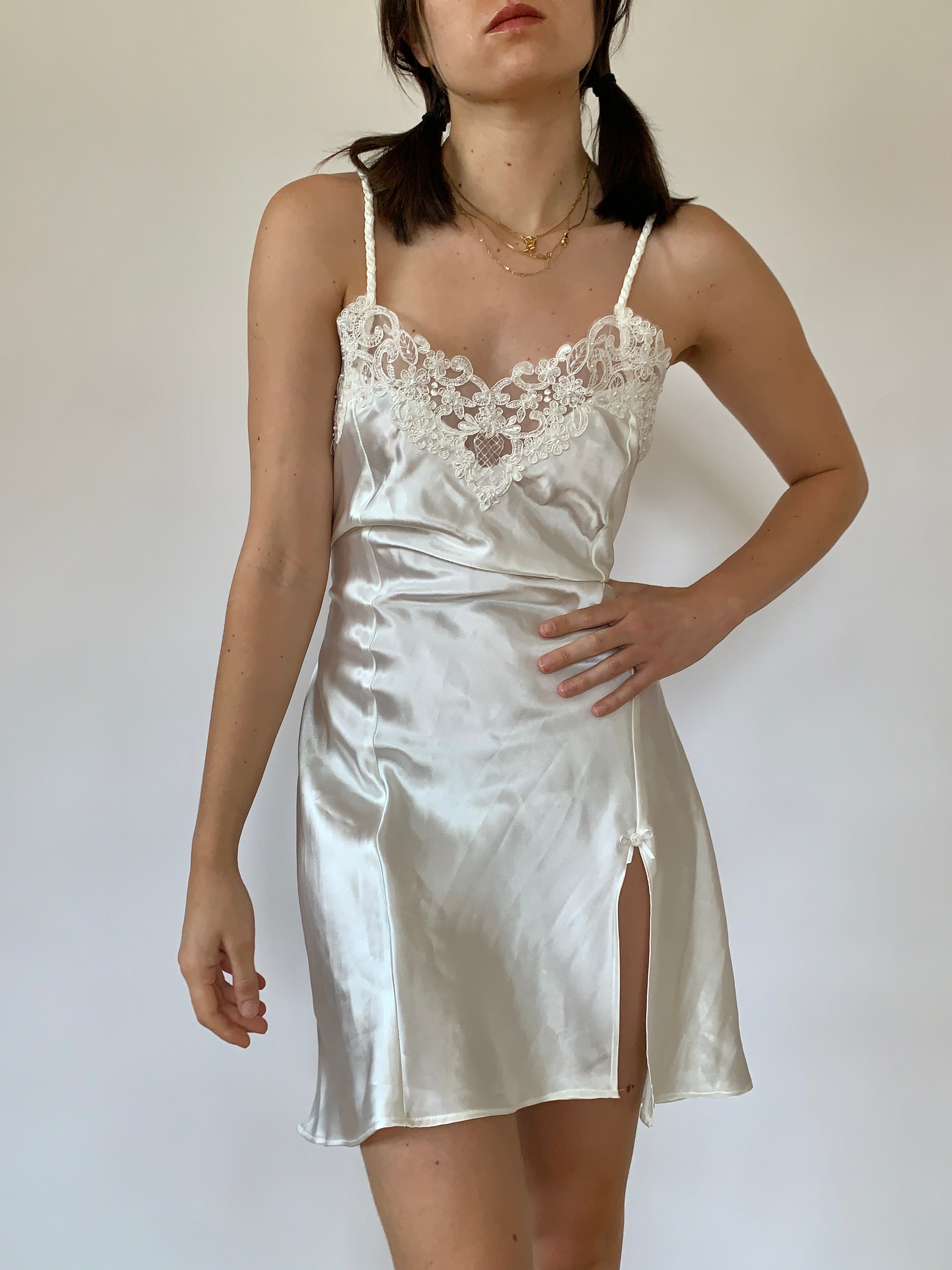 Y2K Pearl Slip - Large