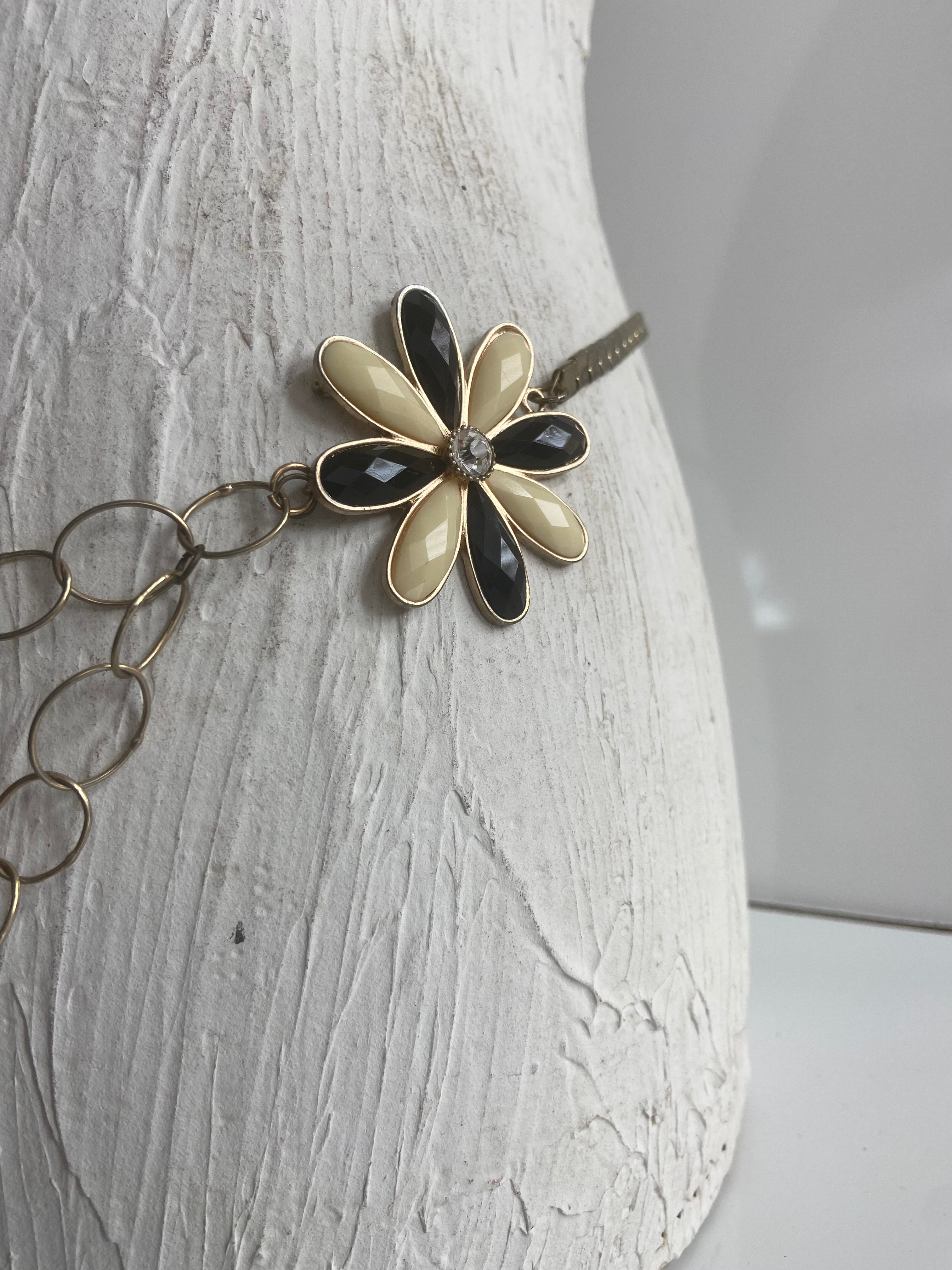 Flowers belt