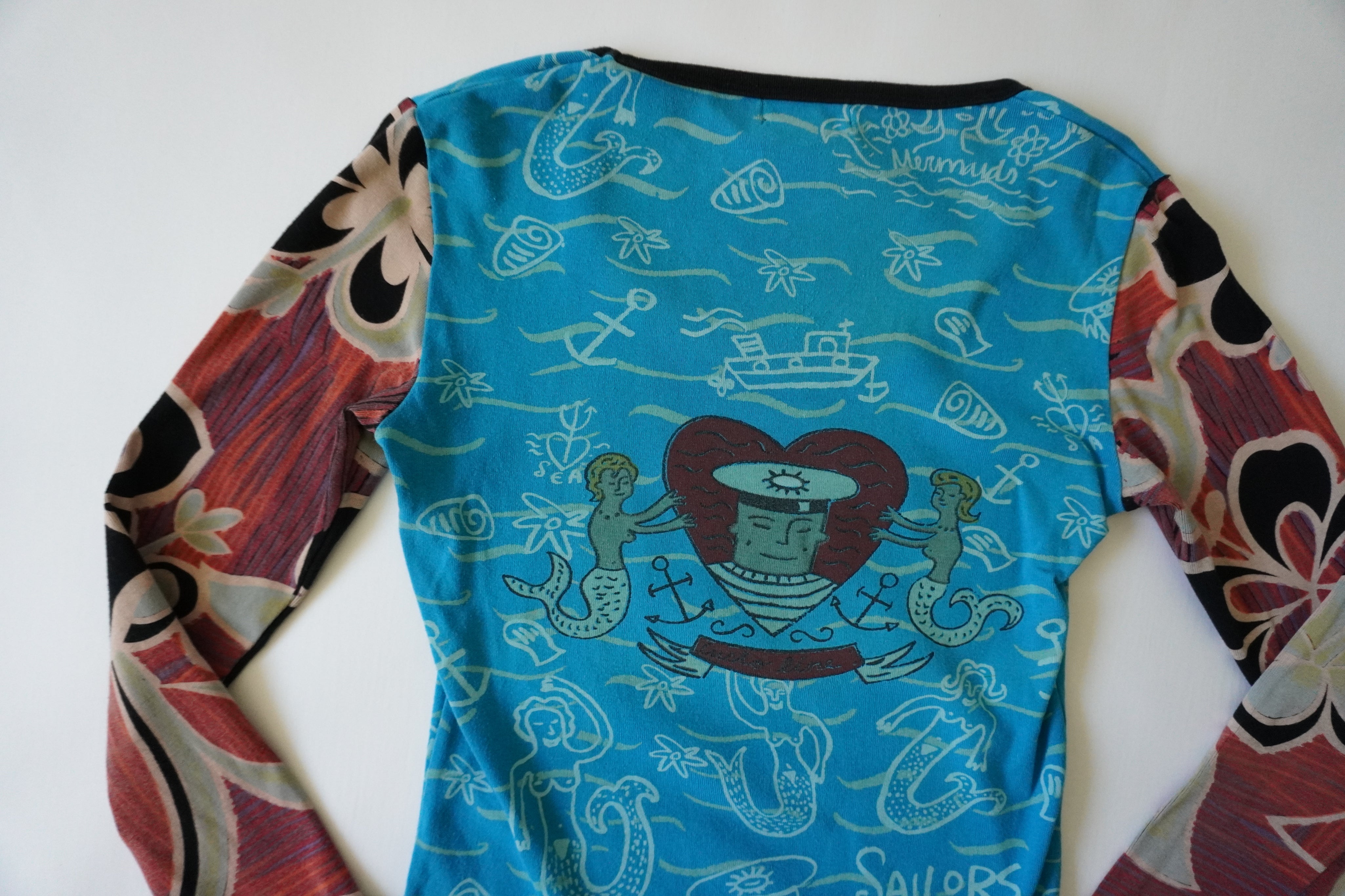 Custo Barcelona Graphic Top (M)