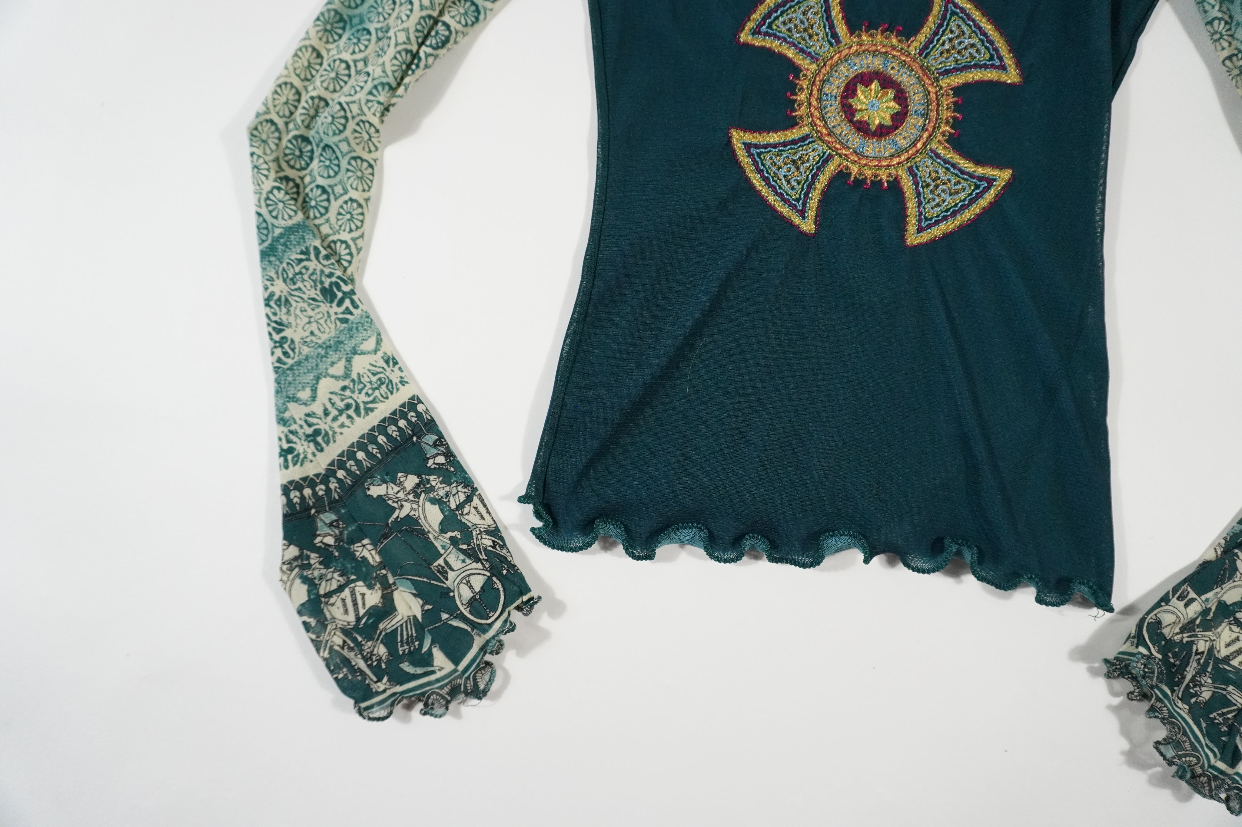 Save The Queen Top (S)