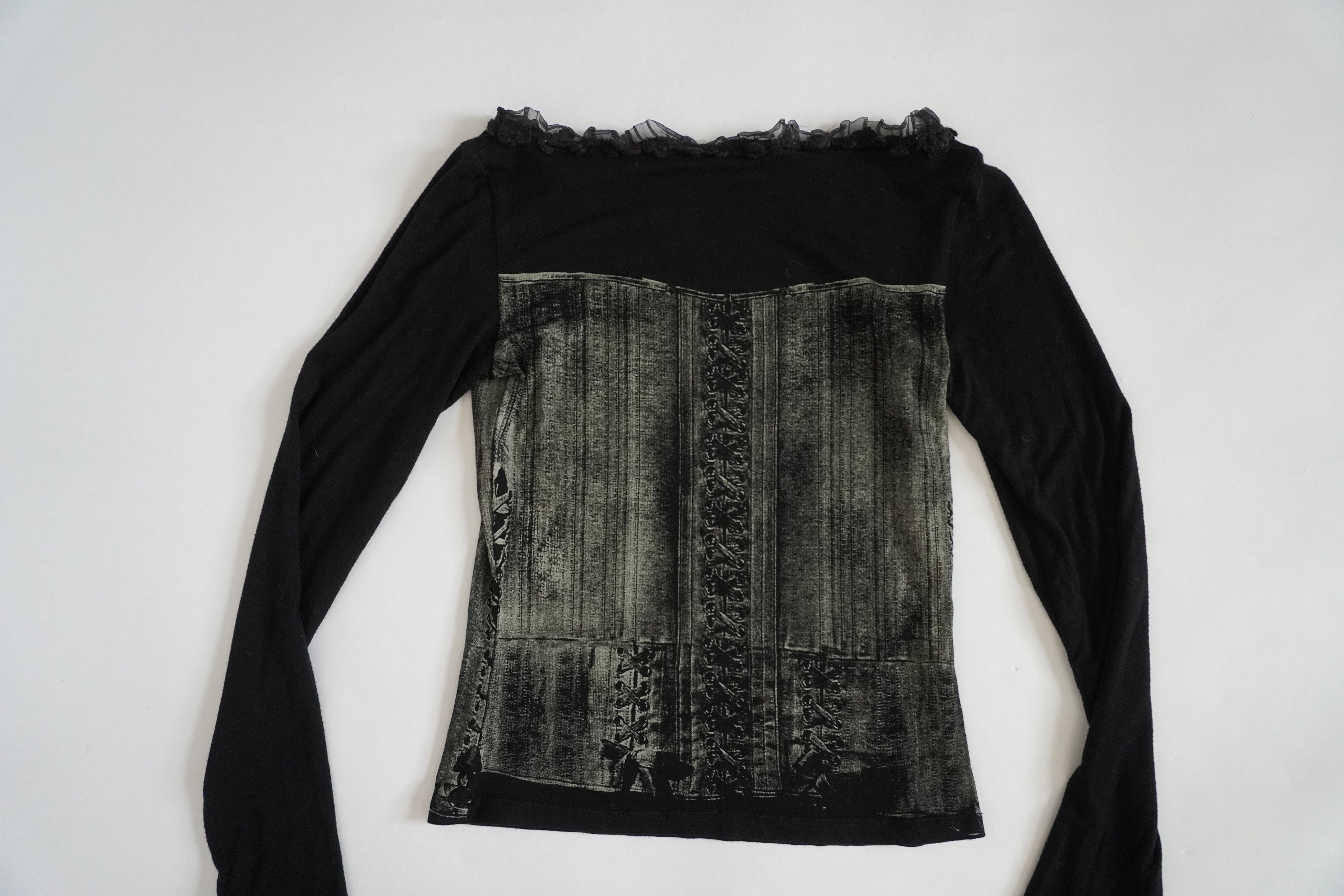 Spanish Graphic Long Sleeve (S/M)