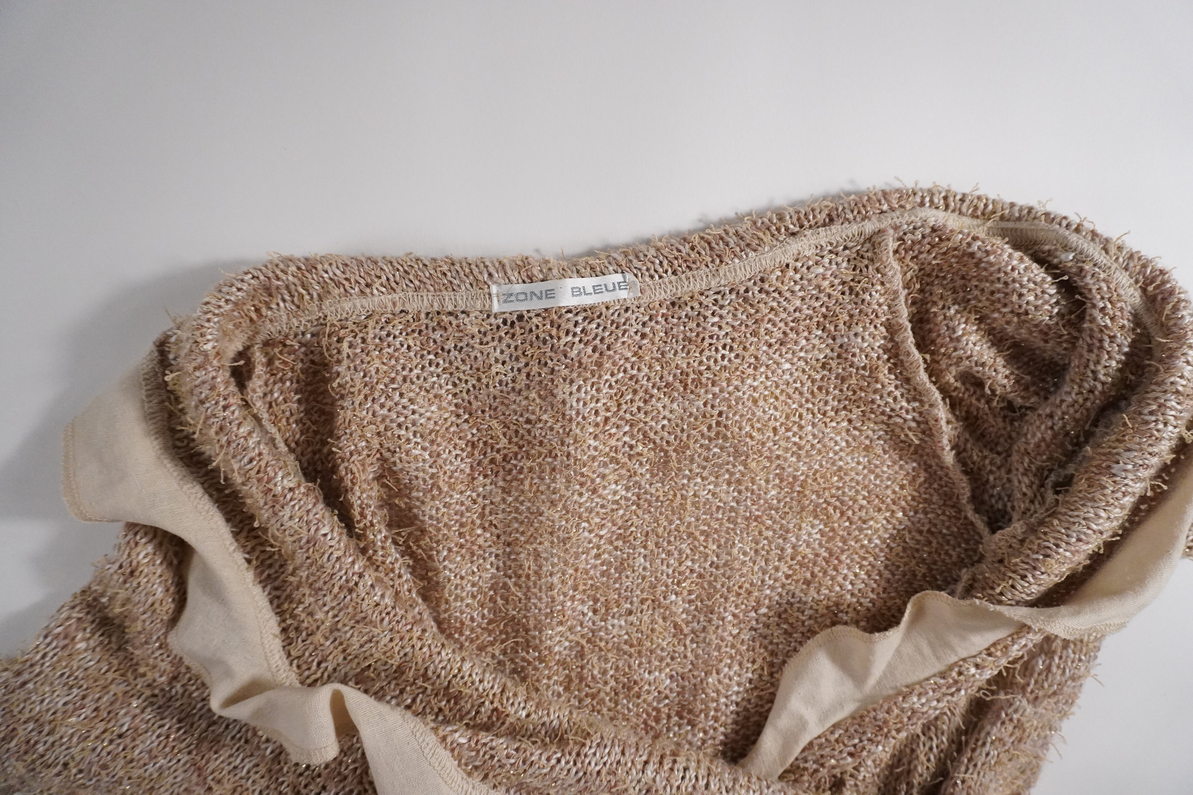 Zone Bleue V-neck Sweater (M)