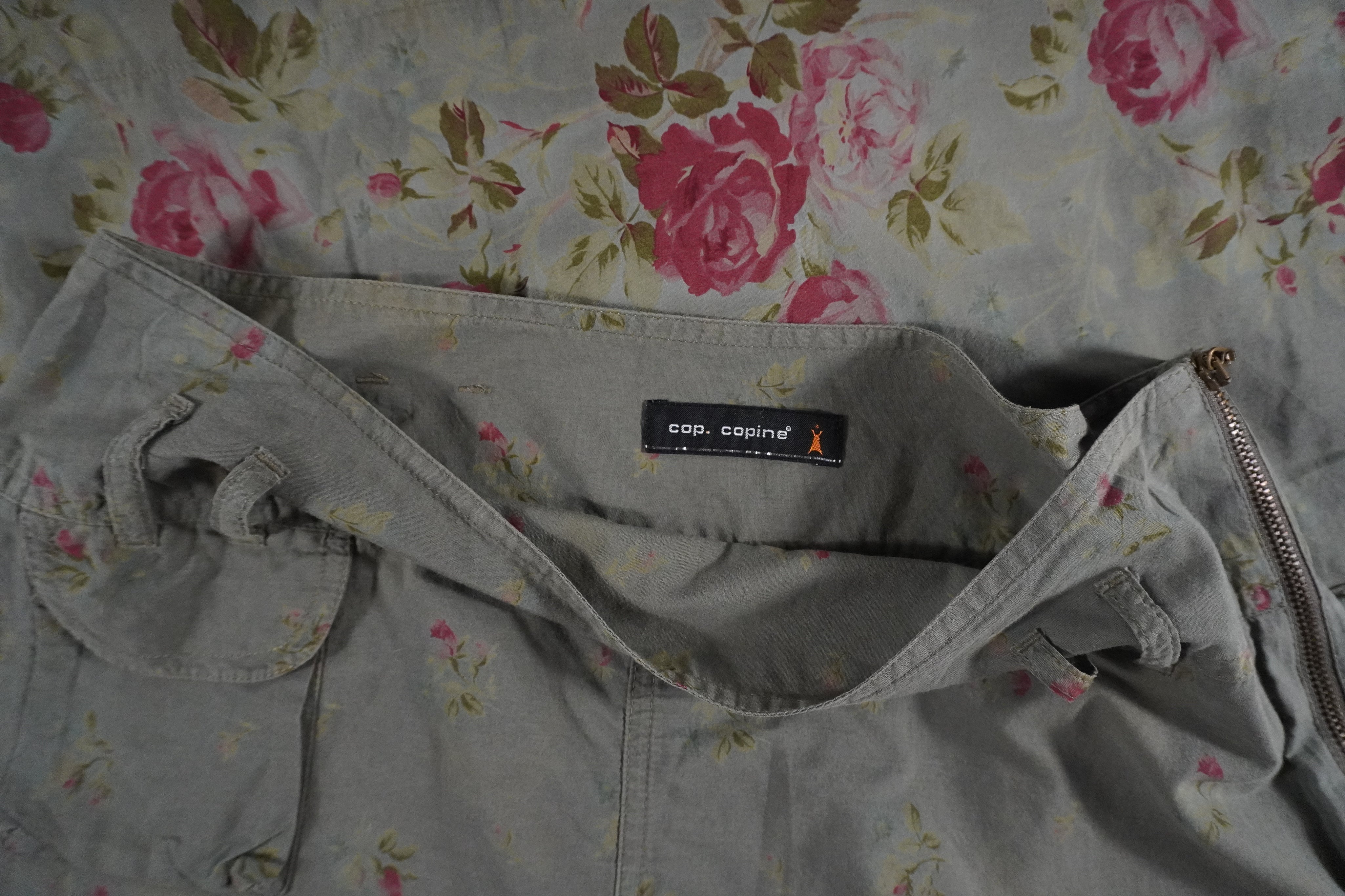 Cop Copine Skirt With Floral Print (L)