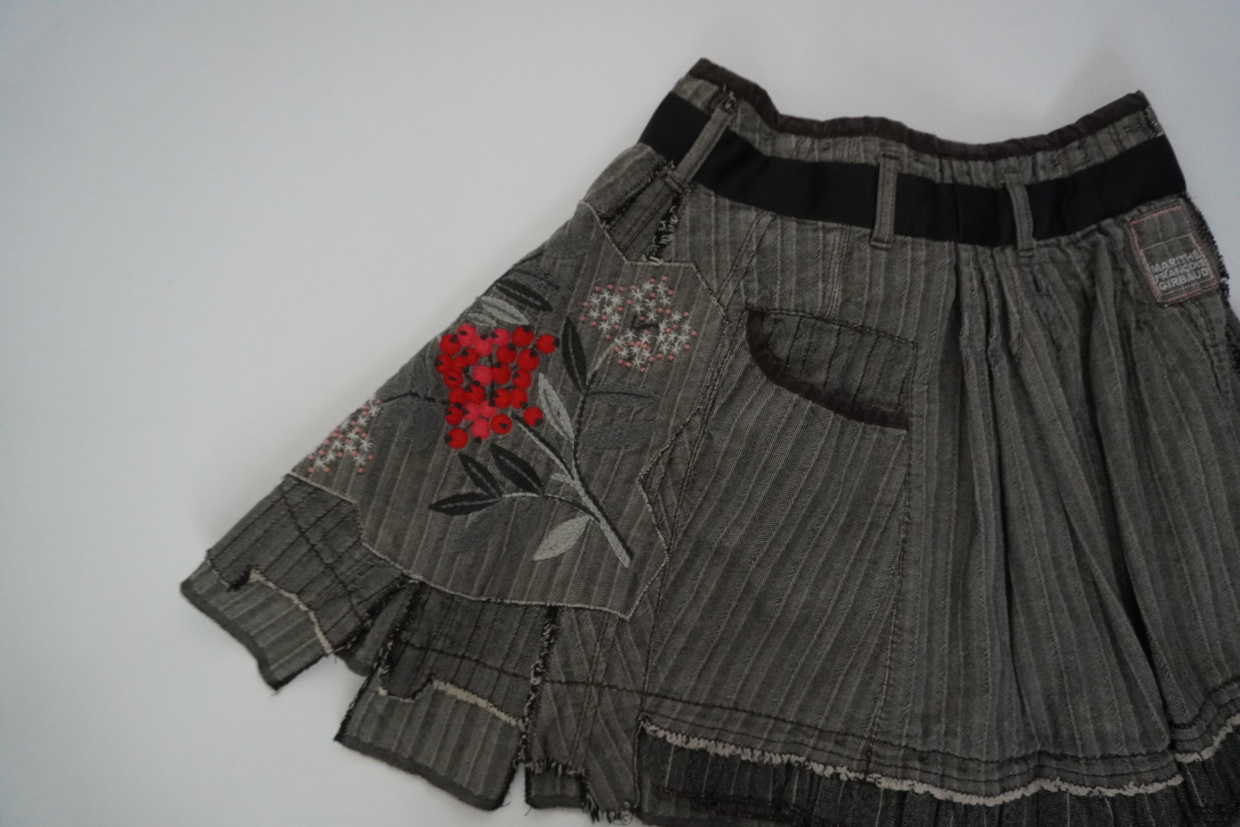 MFG Midi Skirt (/S)