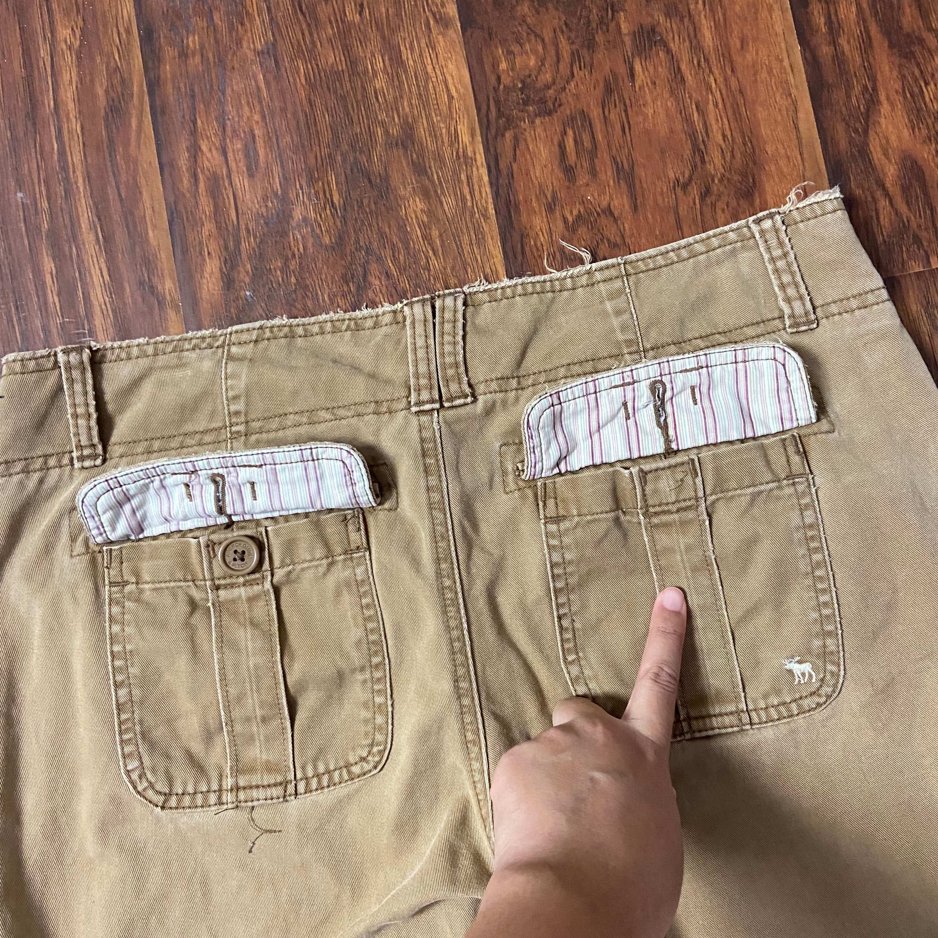 Y2K Tan Abercrombie Low Rise Flared Chino Pants (M)