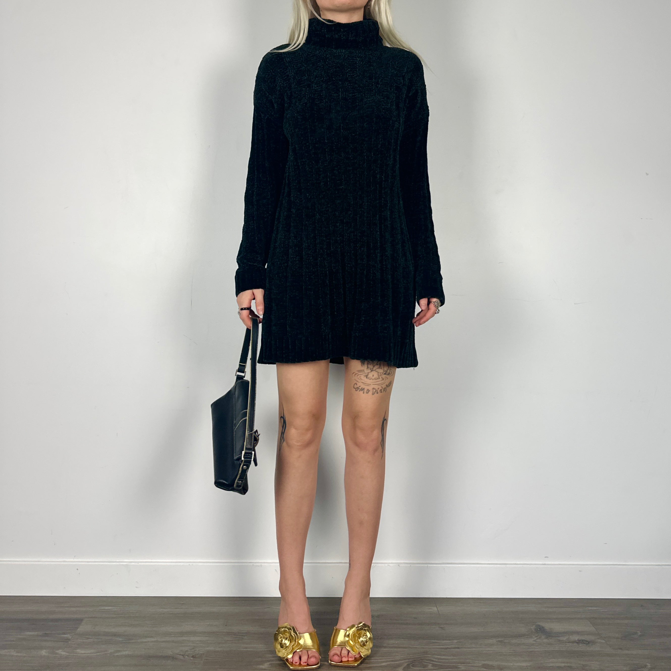 bcbg knit dress BCBG Chunky Ribbed Sweater Dress (S)