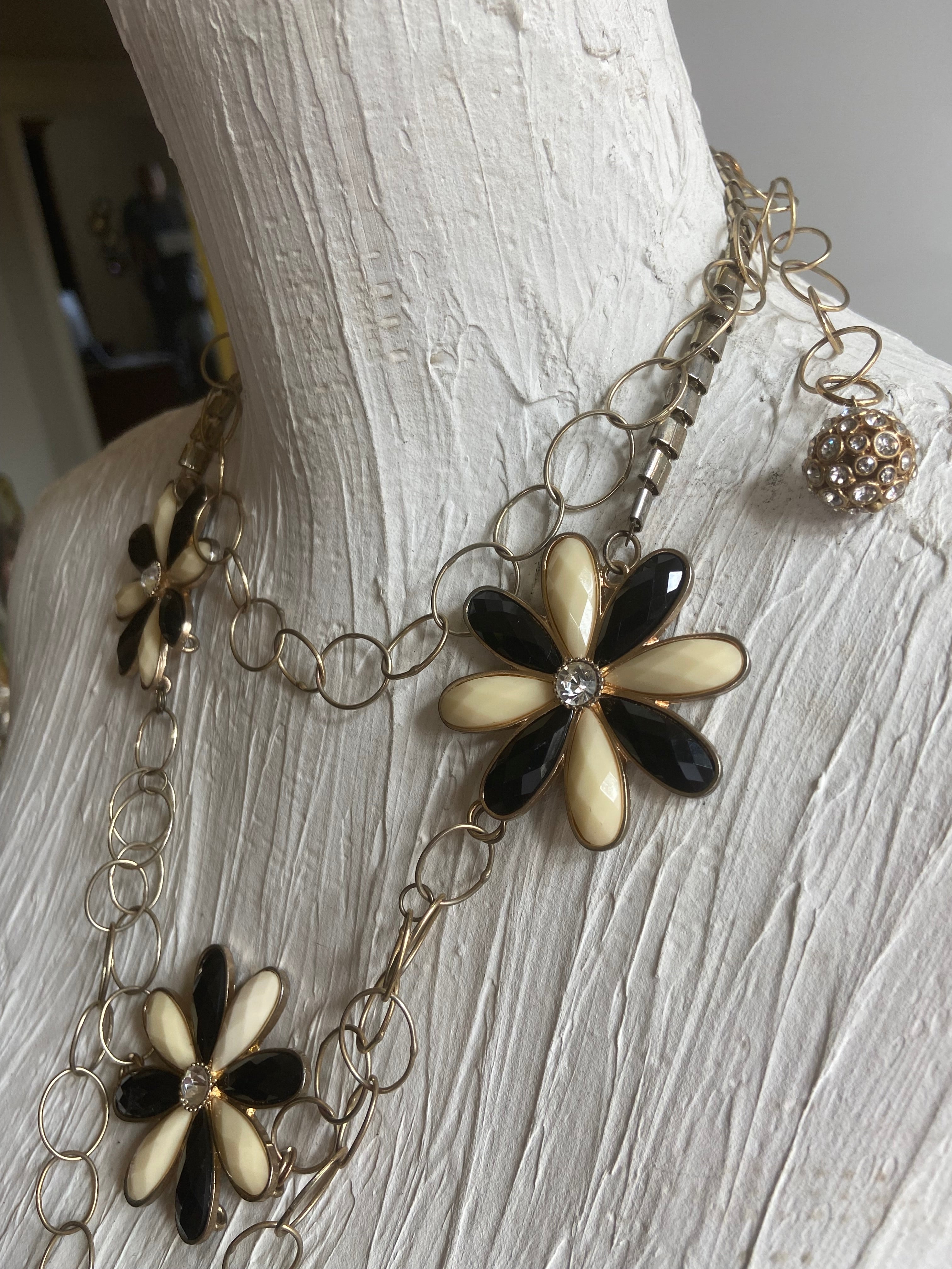 Flowers belt