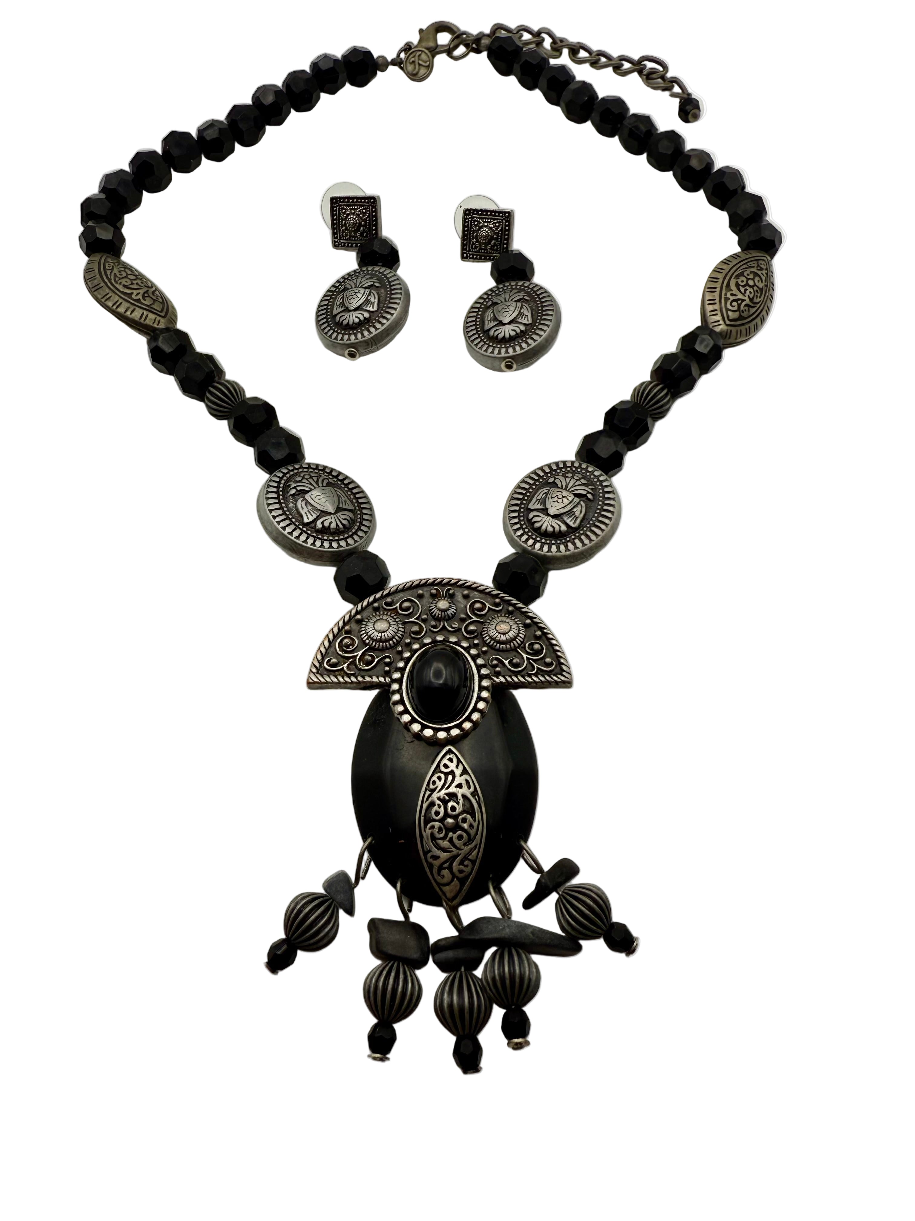 Antique Silver Black Beaded Necklace Set