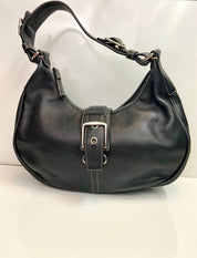 Vintage Coach Hampton leather hobo shoulder bag.