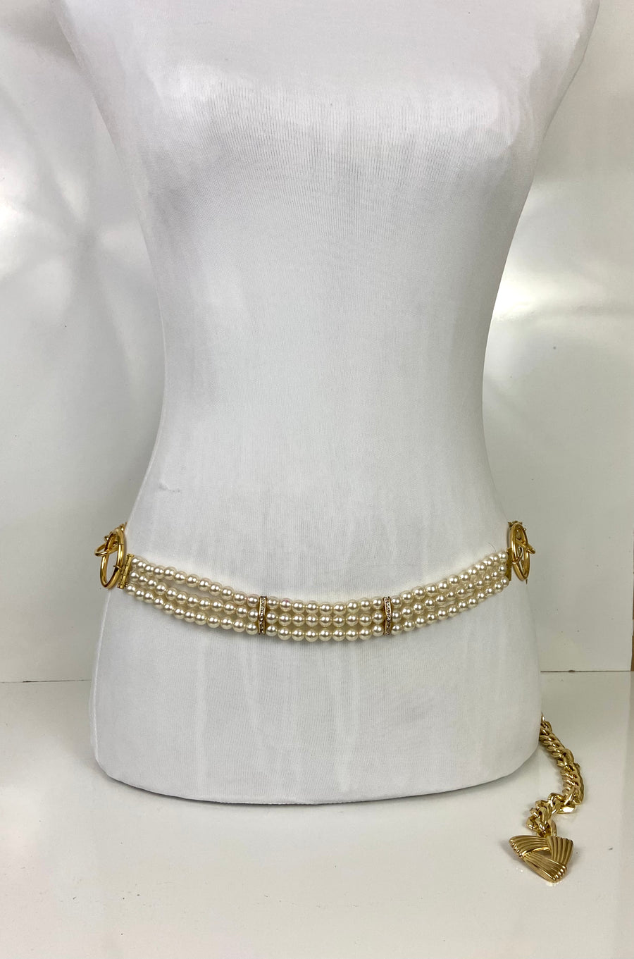 Pearl and gold belt