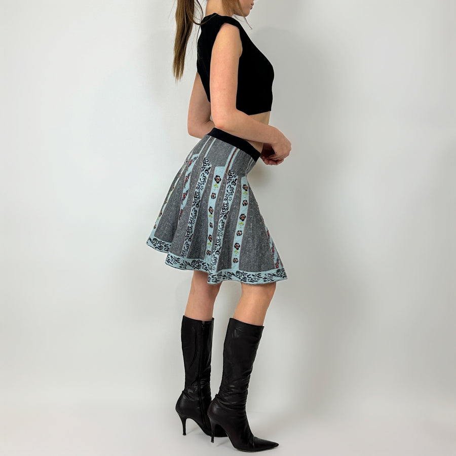 The quirky outlet skirt