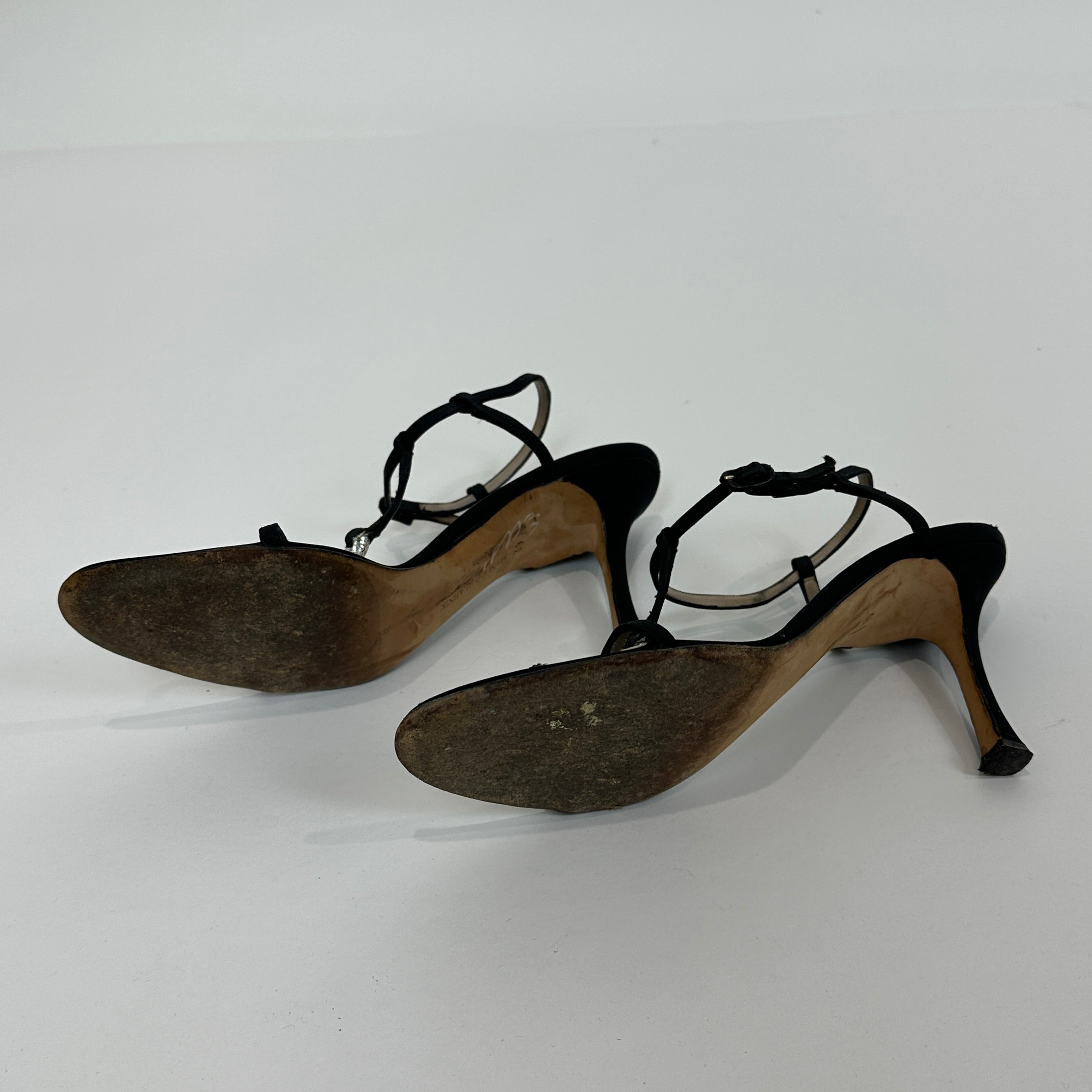 Vintage Manolo Blanik Crystal Kitten Heels (9)