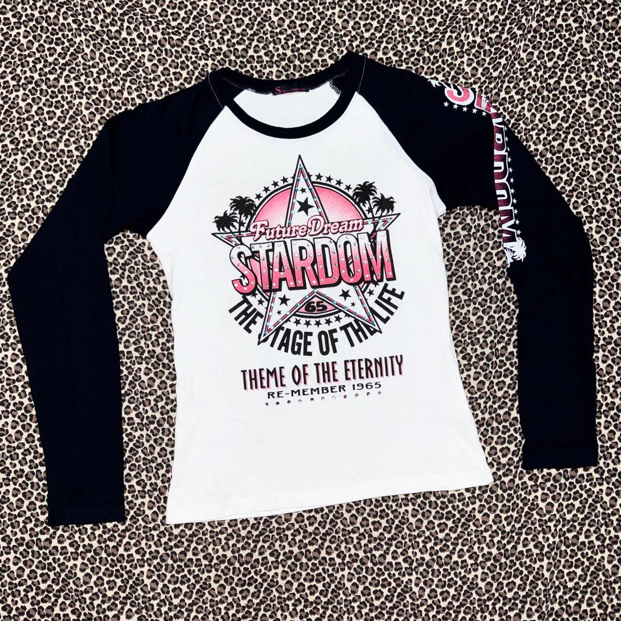 J-Fashion “Stardom” Embellished Graphic Long Sleeve (M)