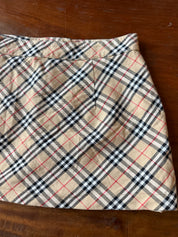 Burberry Mini Skirt (s)