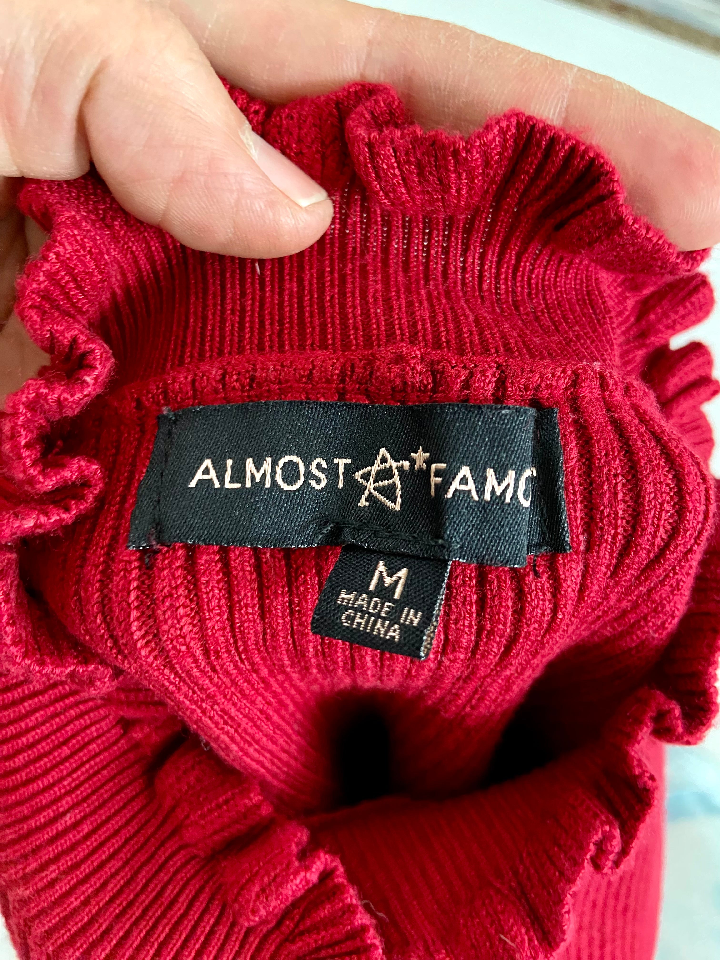 Almost Famous puff gauze sleeve sweater