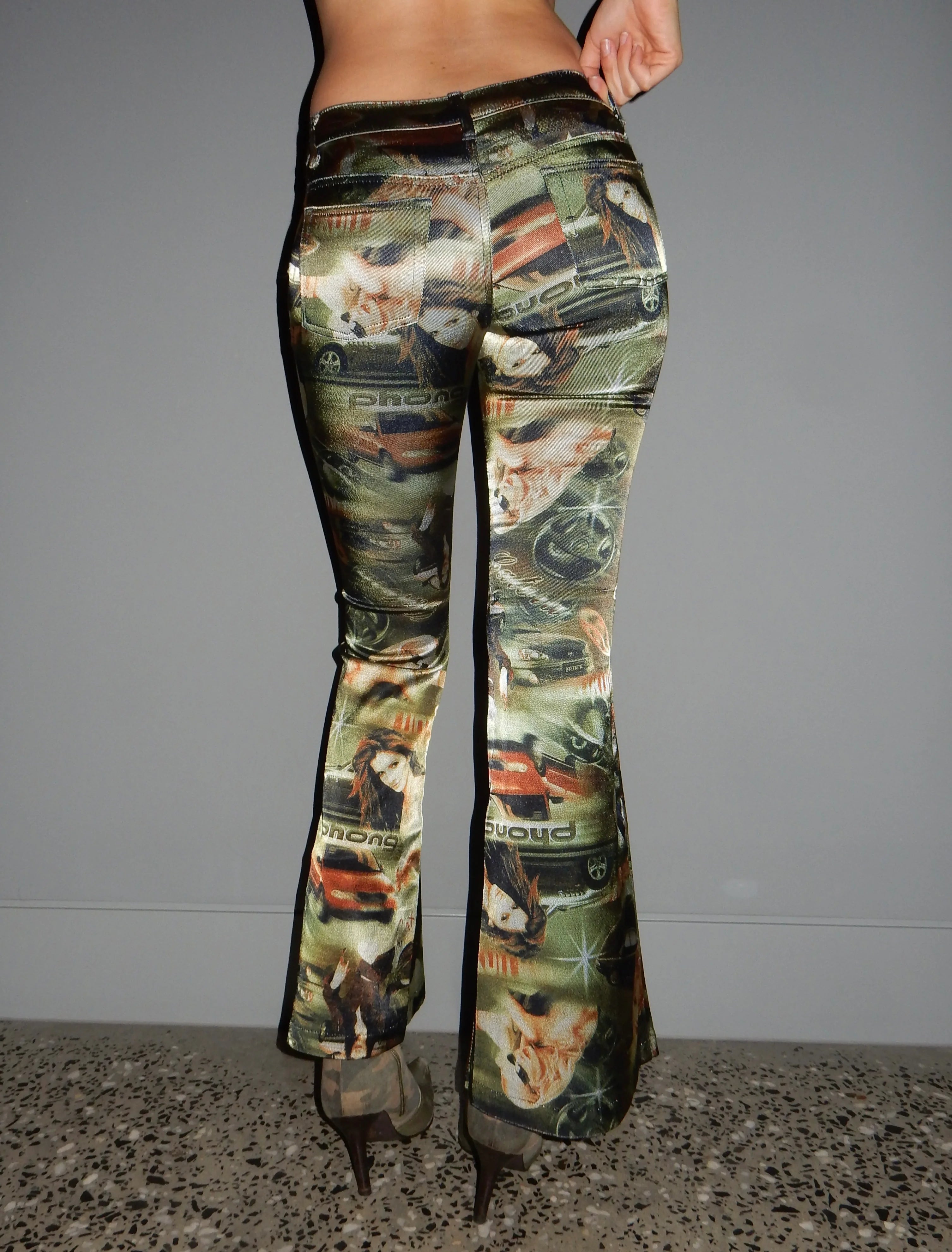 Rare Pin Up Chick Flares (XXS/XS)
