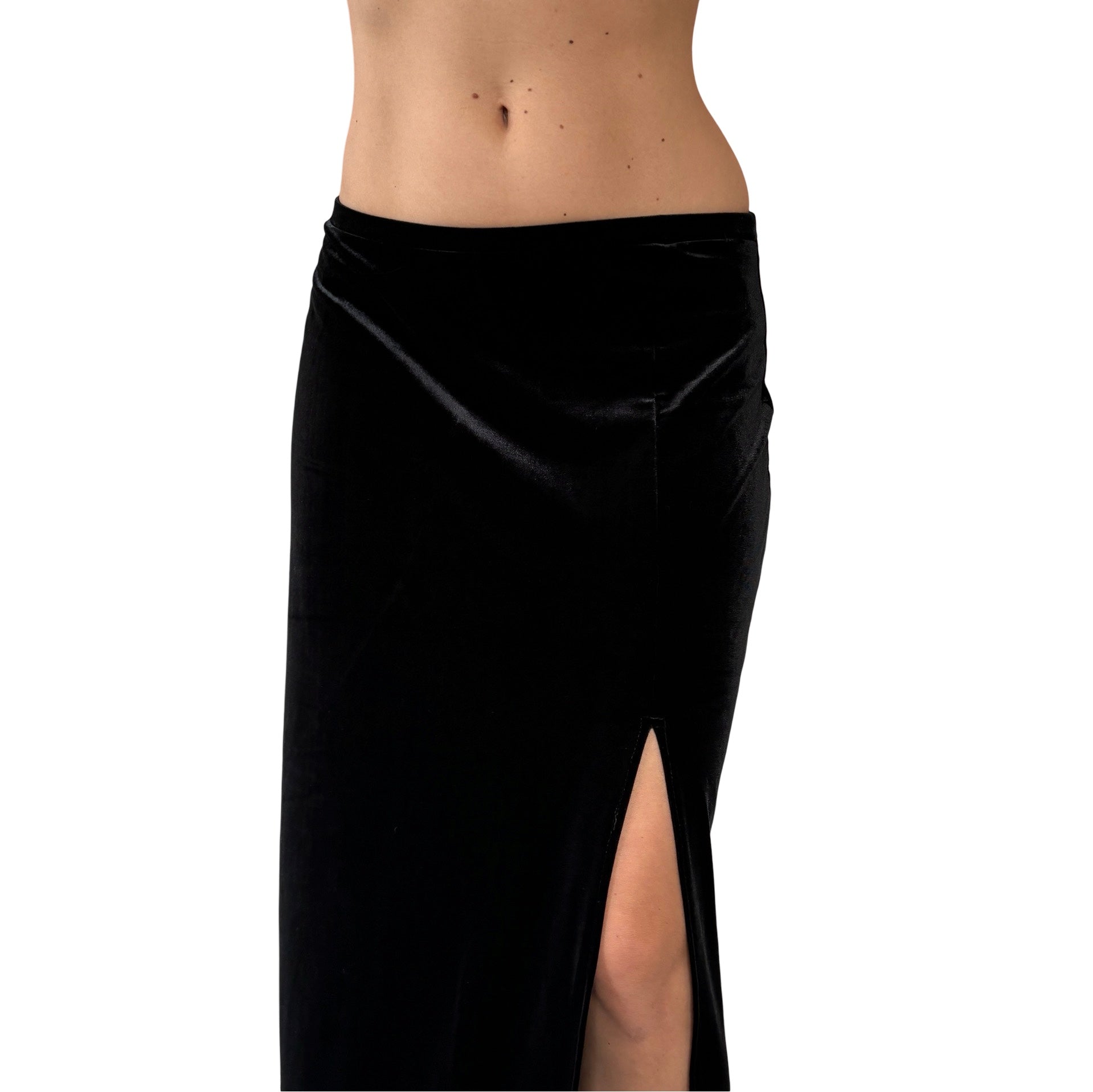 90s Noir Velvet Maxi Skirt (S/M)
